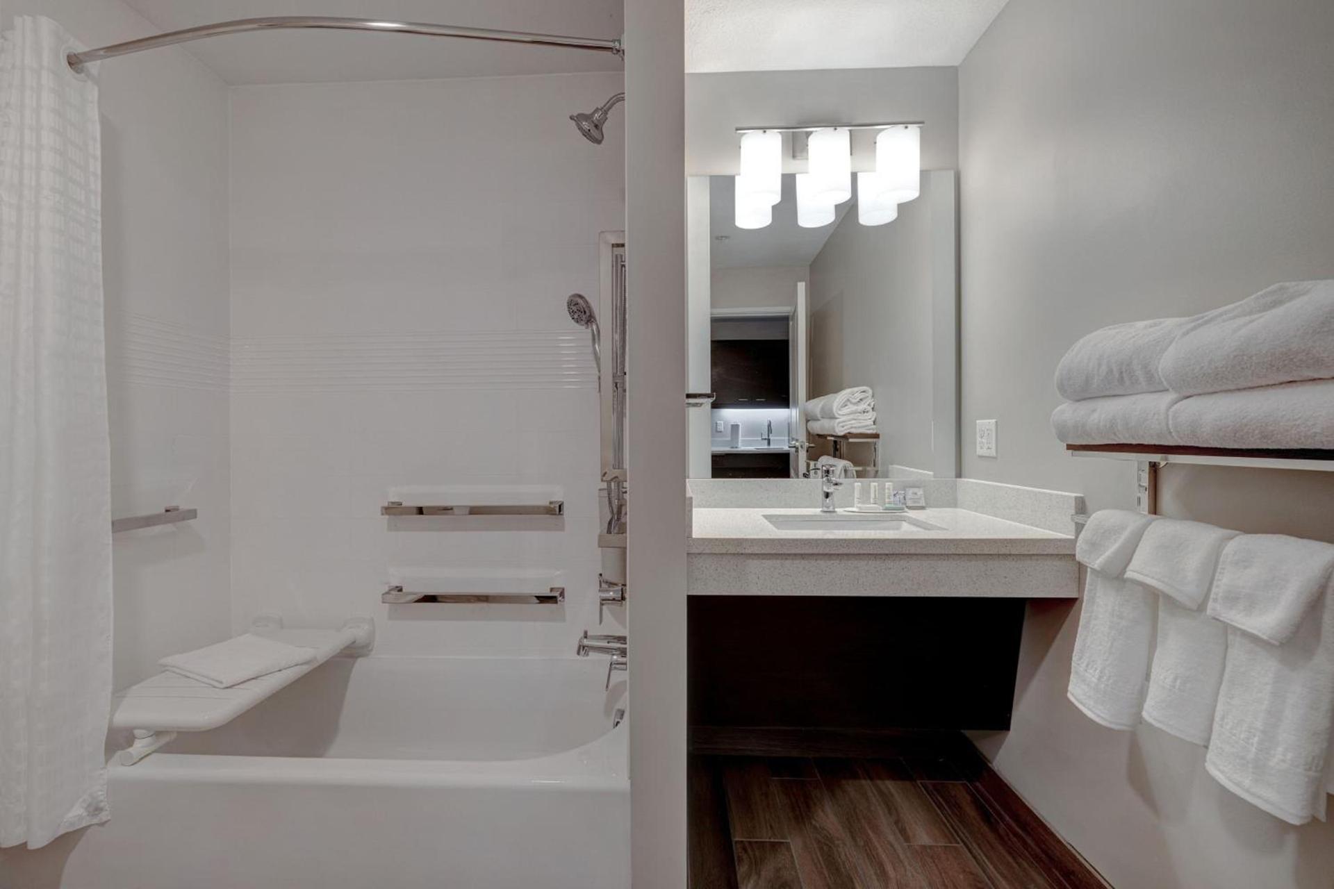 TownePlace Suites by Marriott Monroe photo 28