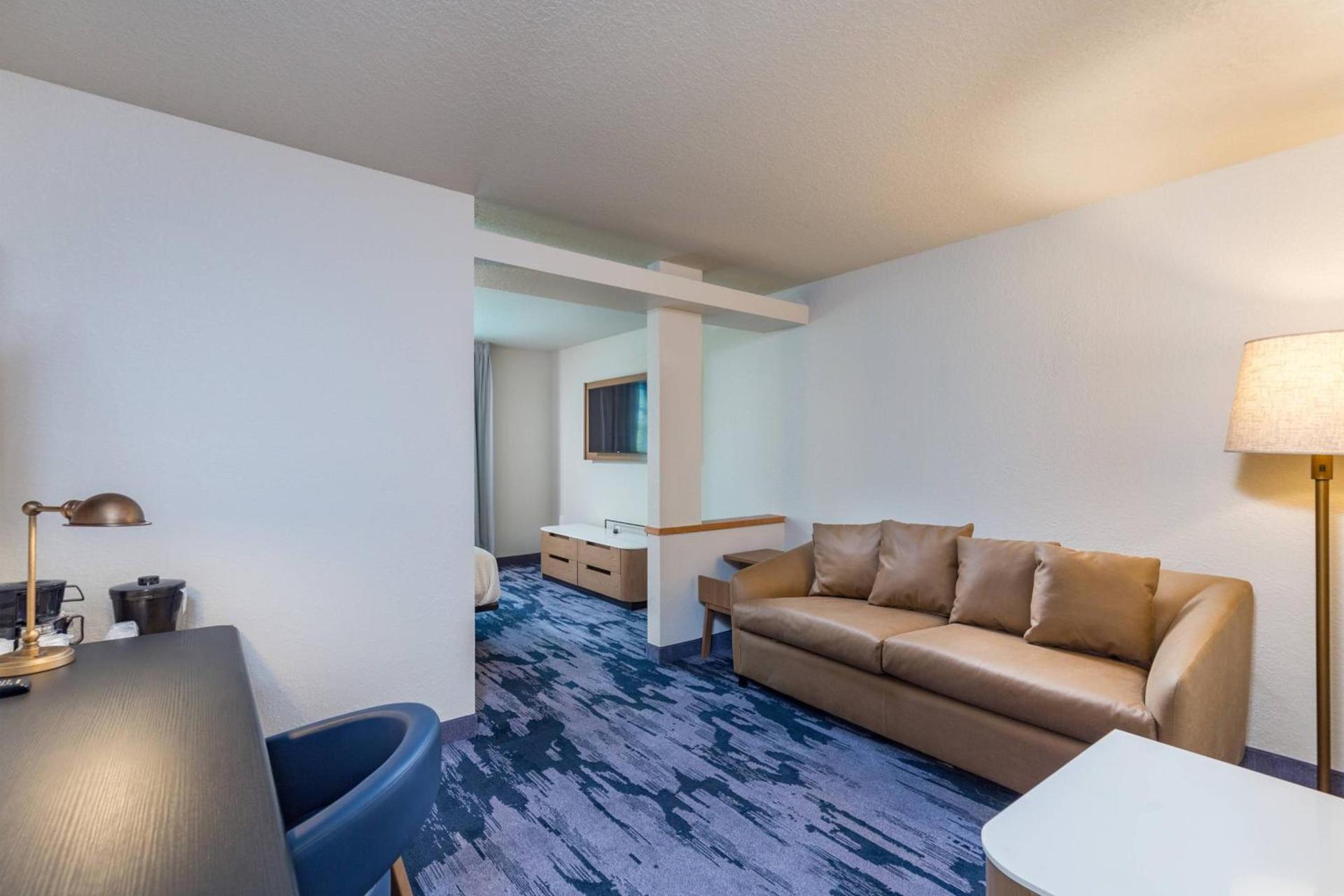 Fairfield Inn and Suites by Marriott Tampa North photo 8
