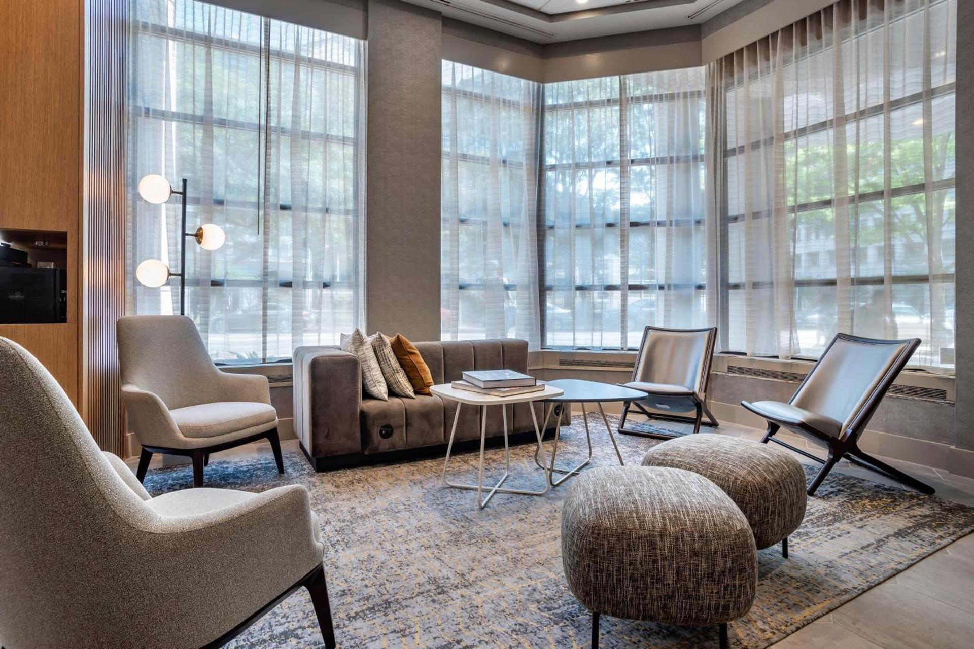 Sheraton Suites Wilmington Downtown photo 3