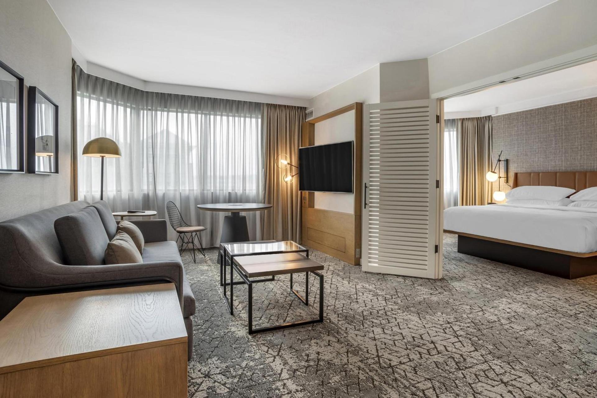 Sheraton Suites Wilmington Downtown photo 6