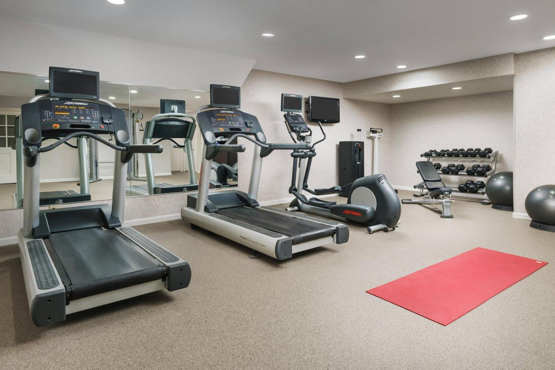 Residence Inn by Marriott Hartford Windsor photo 20