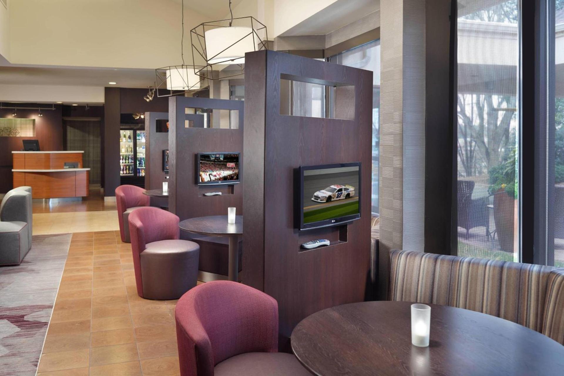 Courtyard by Marriott Raleigh Midtown photo 16