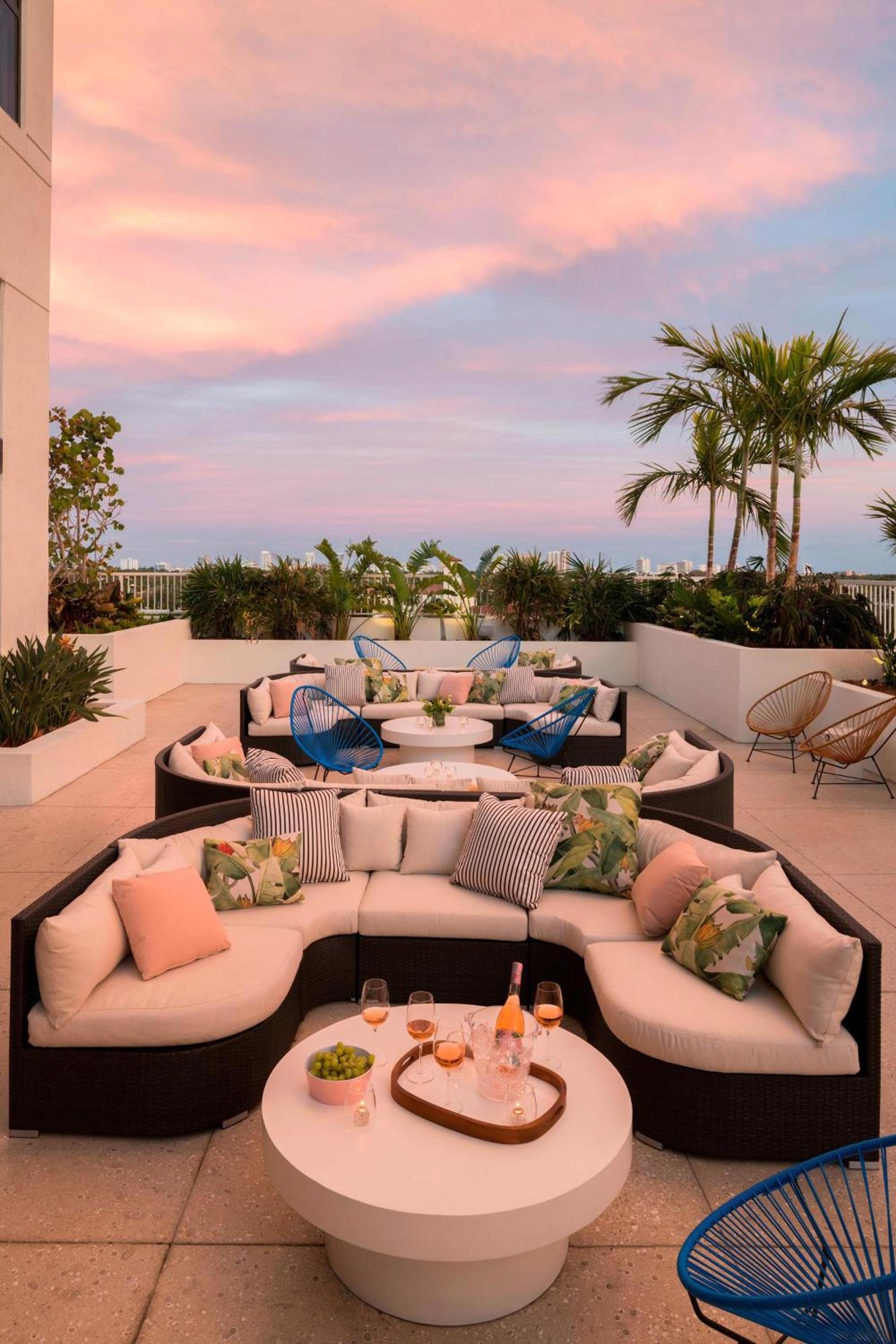 The Dalmar, Fort Lauderdale, a Tribute Portfolio Hotel photo 1