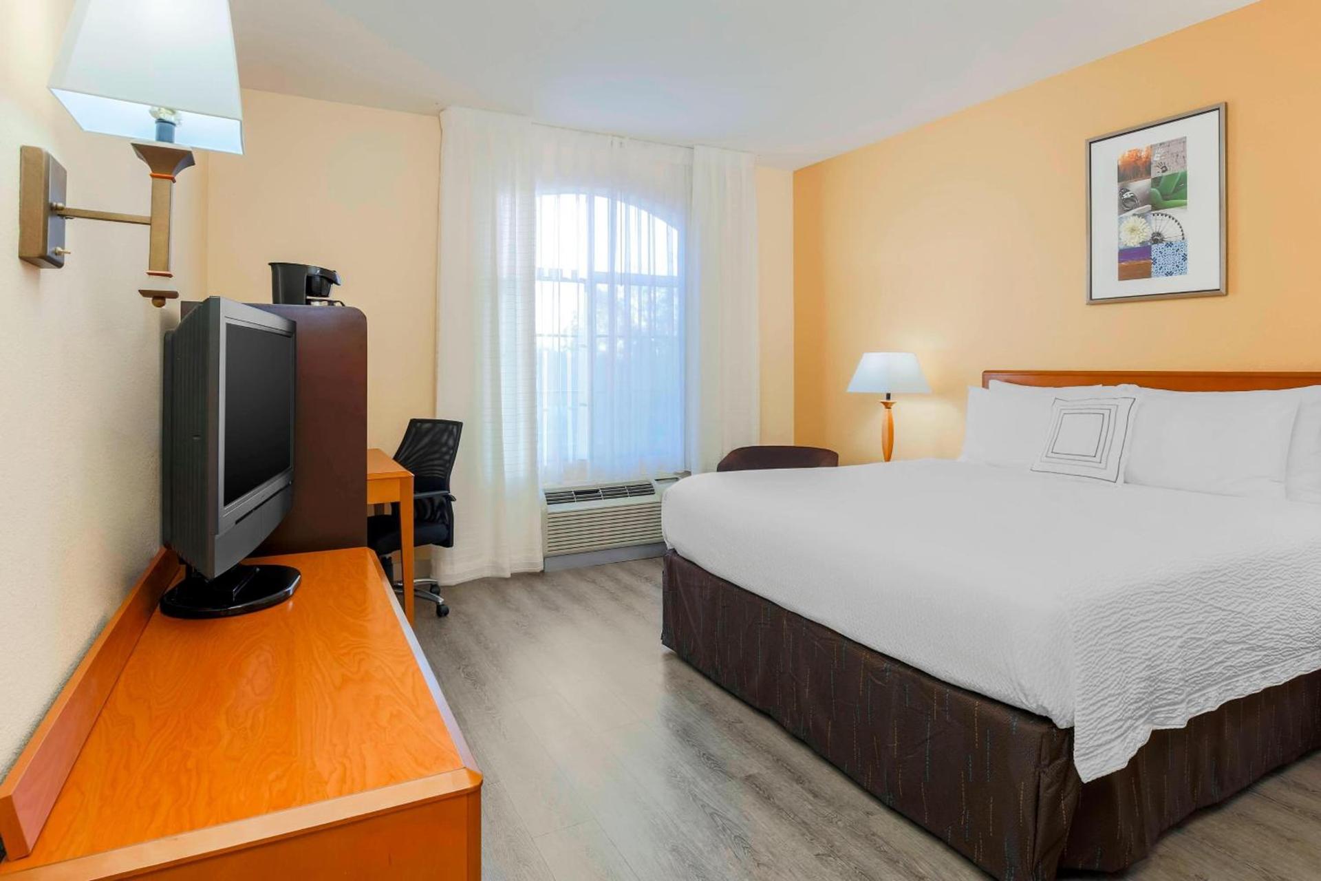 Fairfield Inn & Suites Temecula photo 8