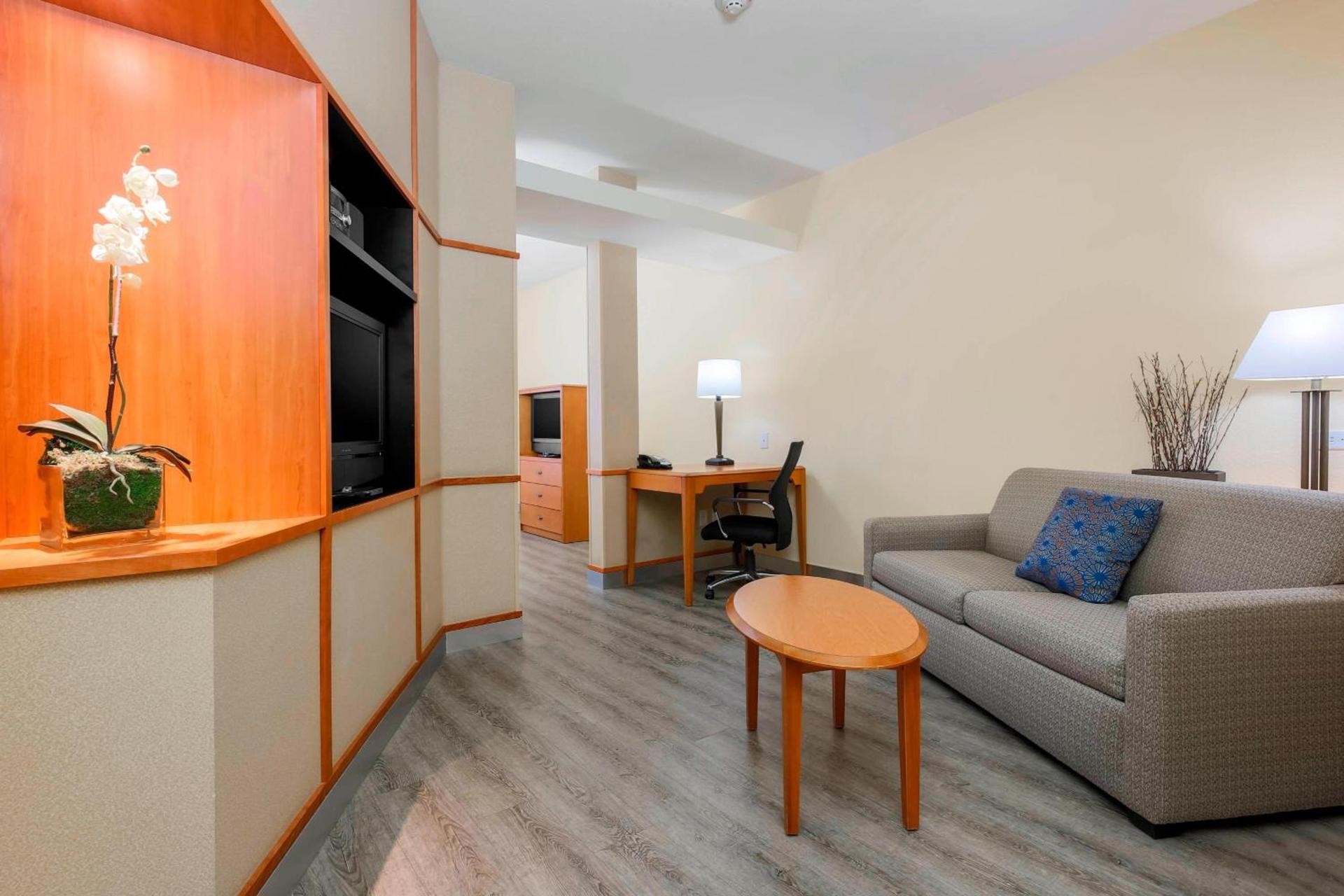 Fairfield Inn & Suites Temecula photo 12