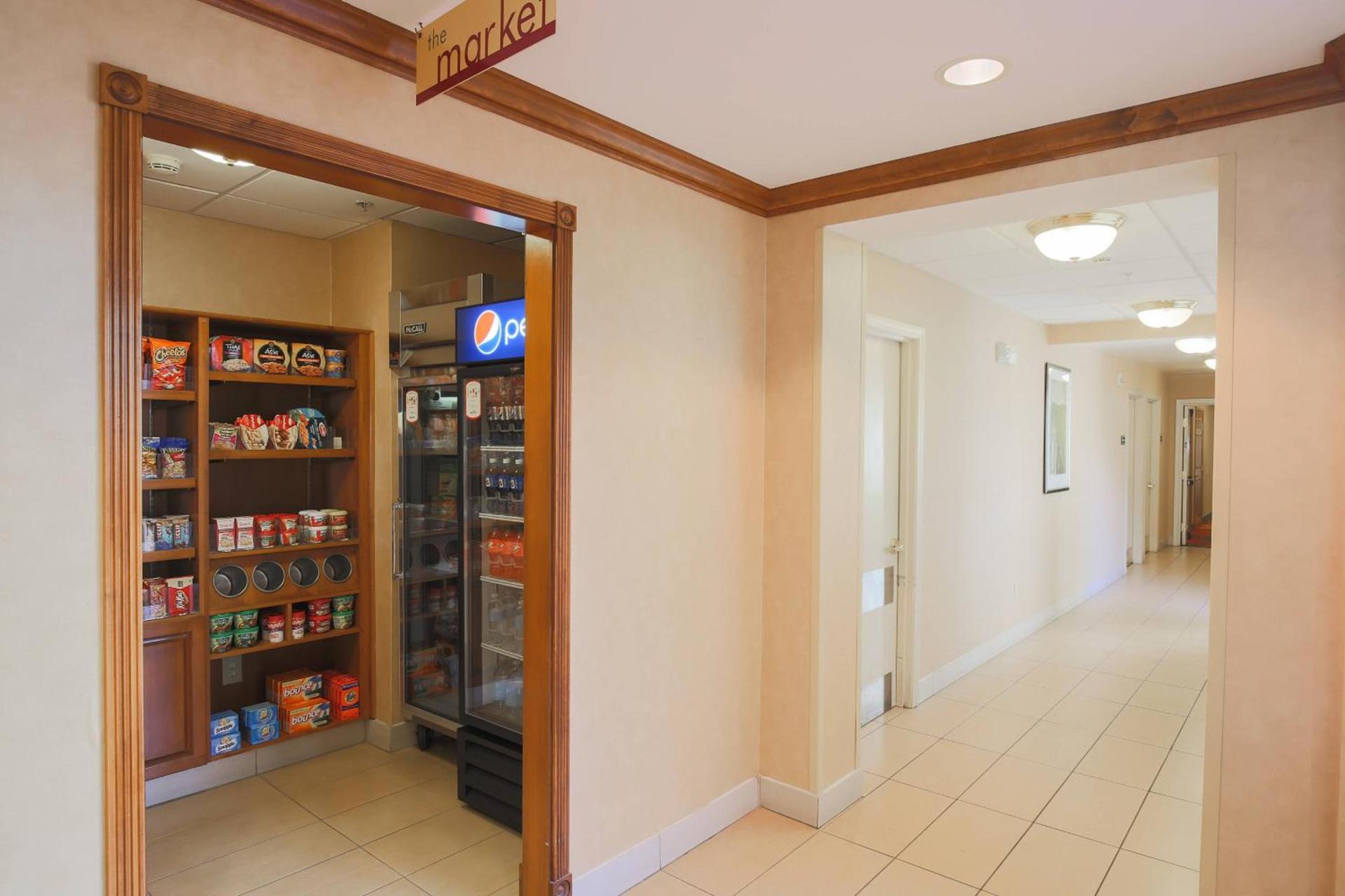 Residence Inn by Marriott Salinas Monterey photo 21