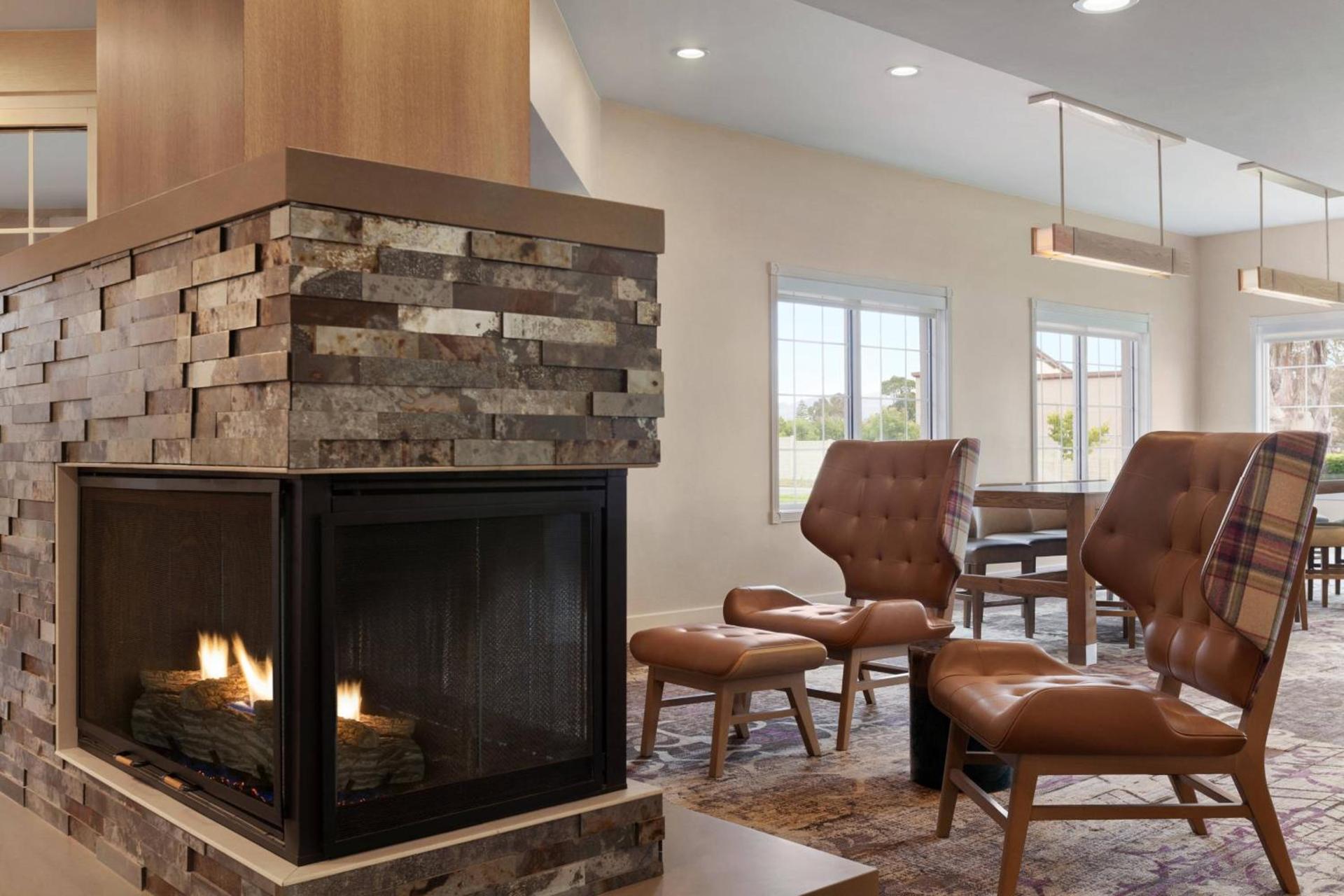 Residence Inn by Marriott Salinas Monterey photo 5