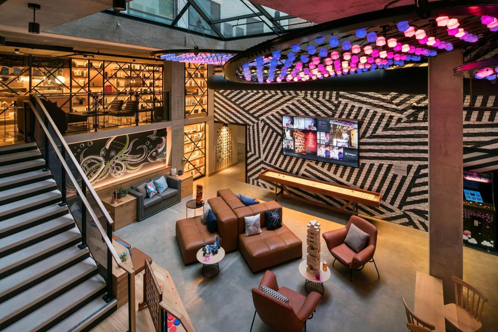 Moxy San Diego Gaslamp Quarter photo 15
