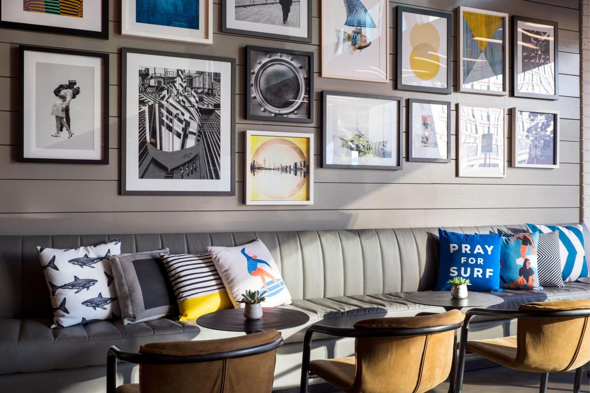 Moxy San Diego Gaslamp Quarter photo 16