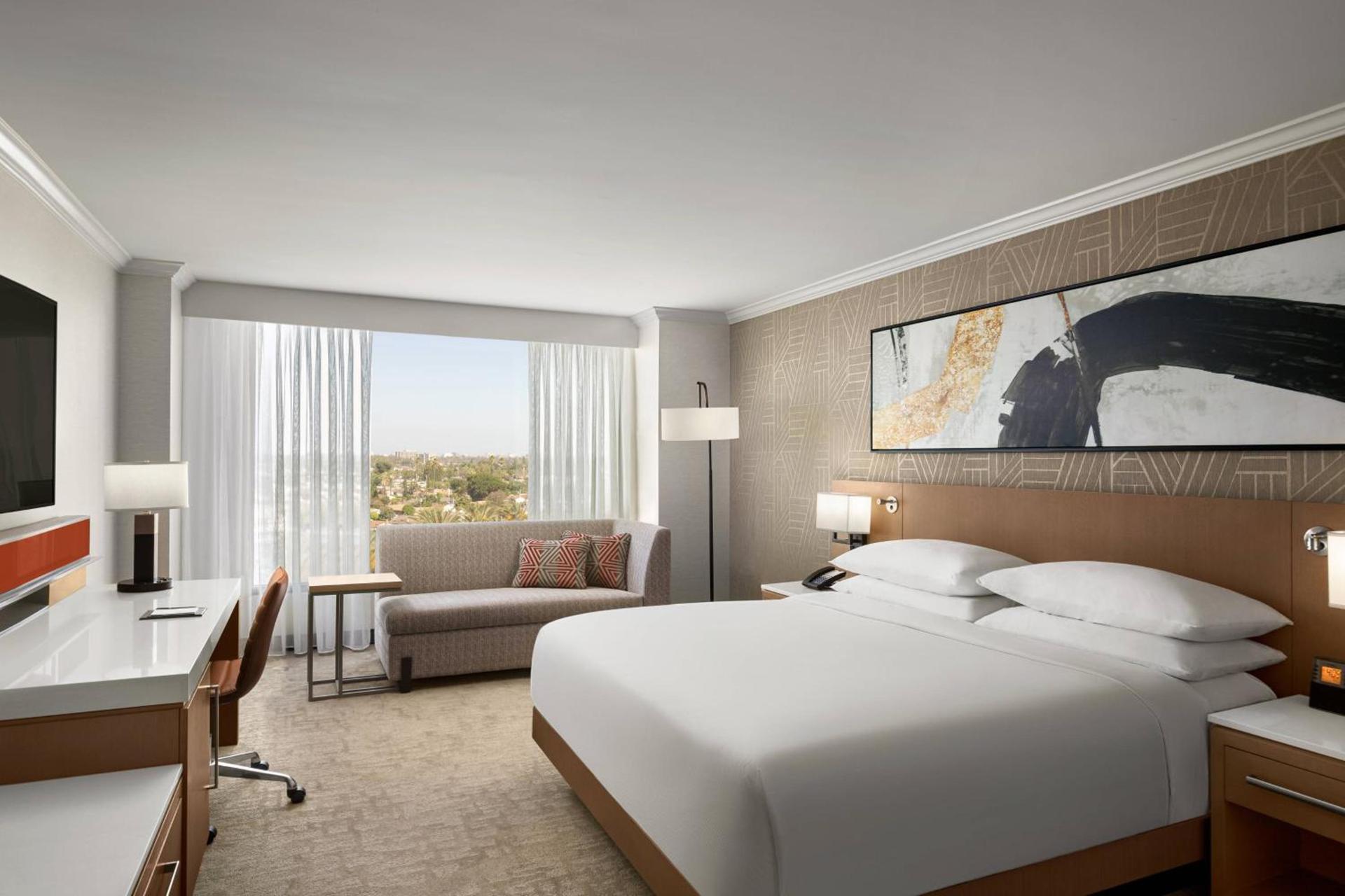 Delta Hotels by Marriott Anaheim Garden Grove photo 25