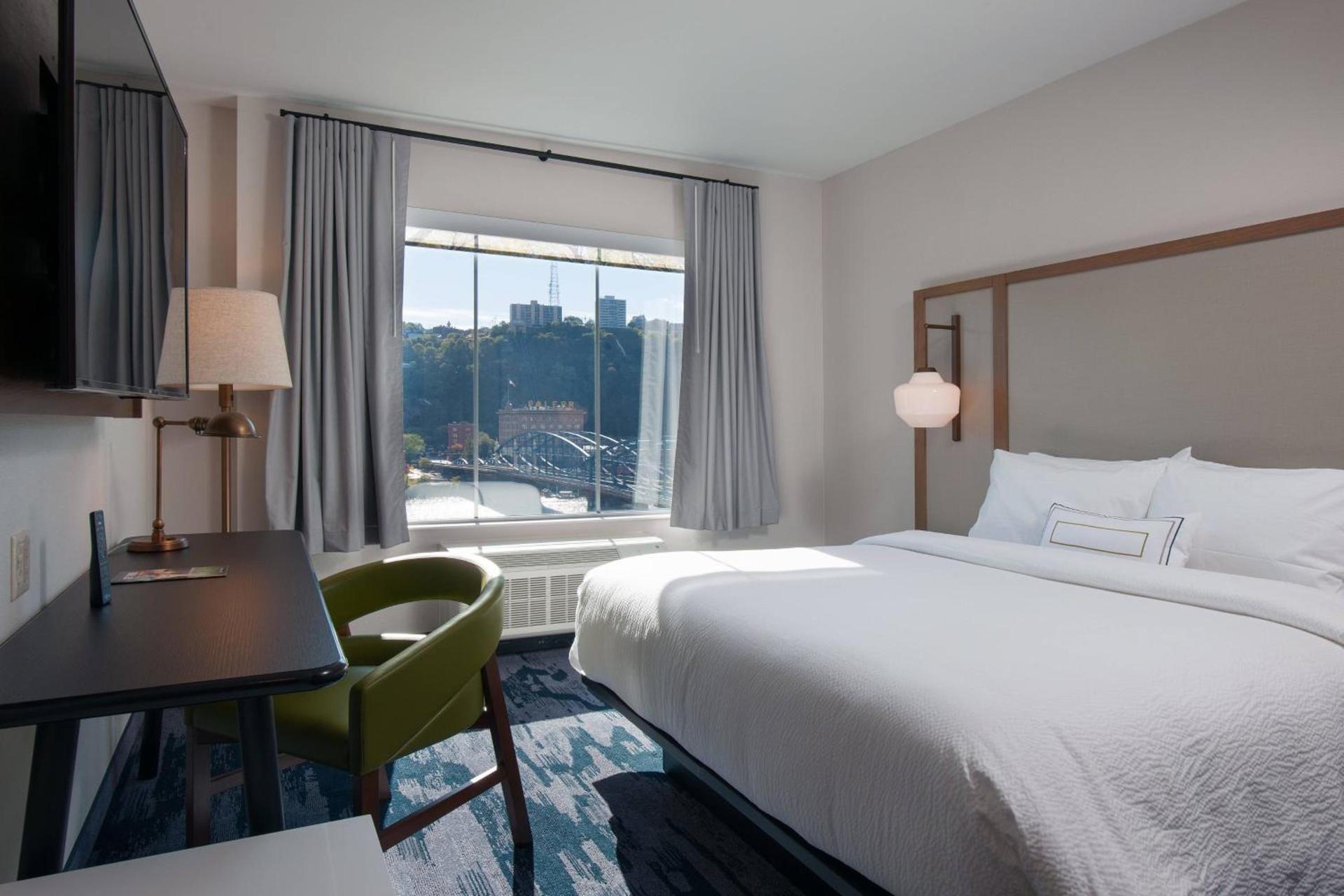 Fairfield by Marriott Pittsburgh Downtown photo 8