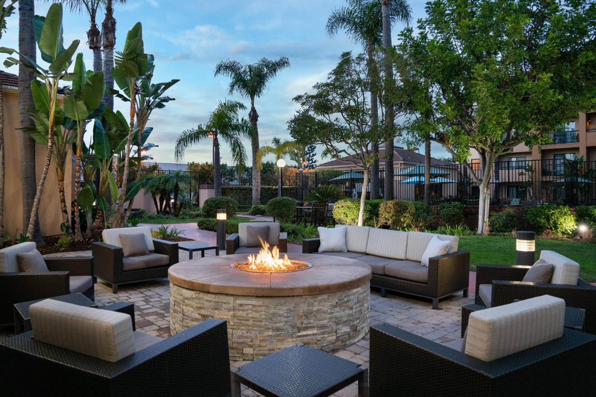Courtyard Costa Mesa South Coast Metro photo 28