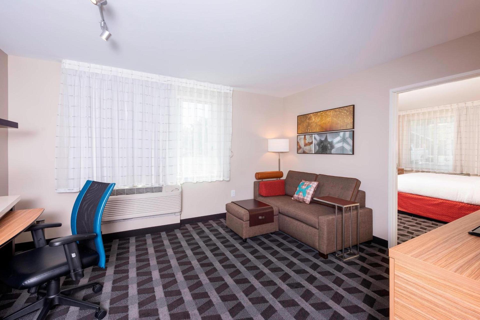 TownePlace Suites by Marriott Louisville North photo 10