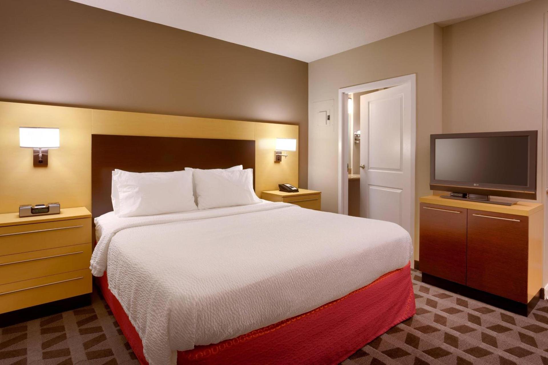 TownePlace Suites Omaha West photo 6