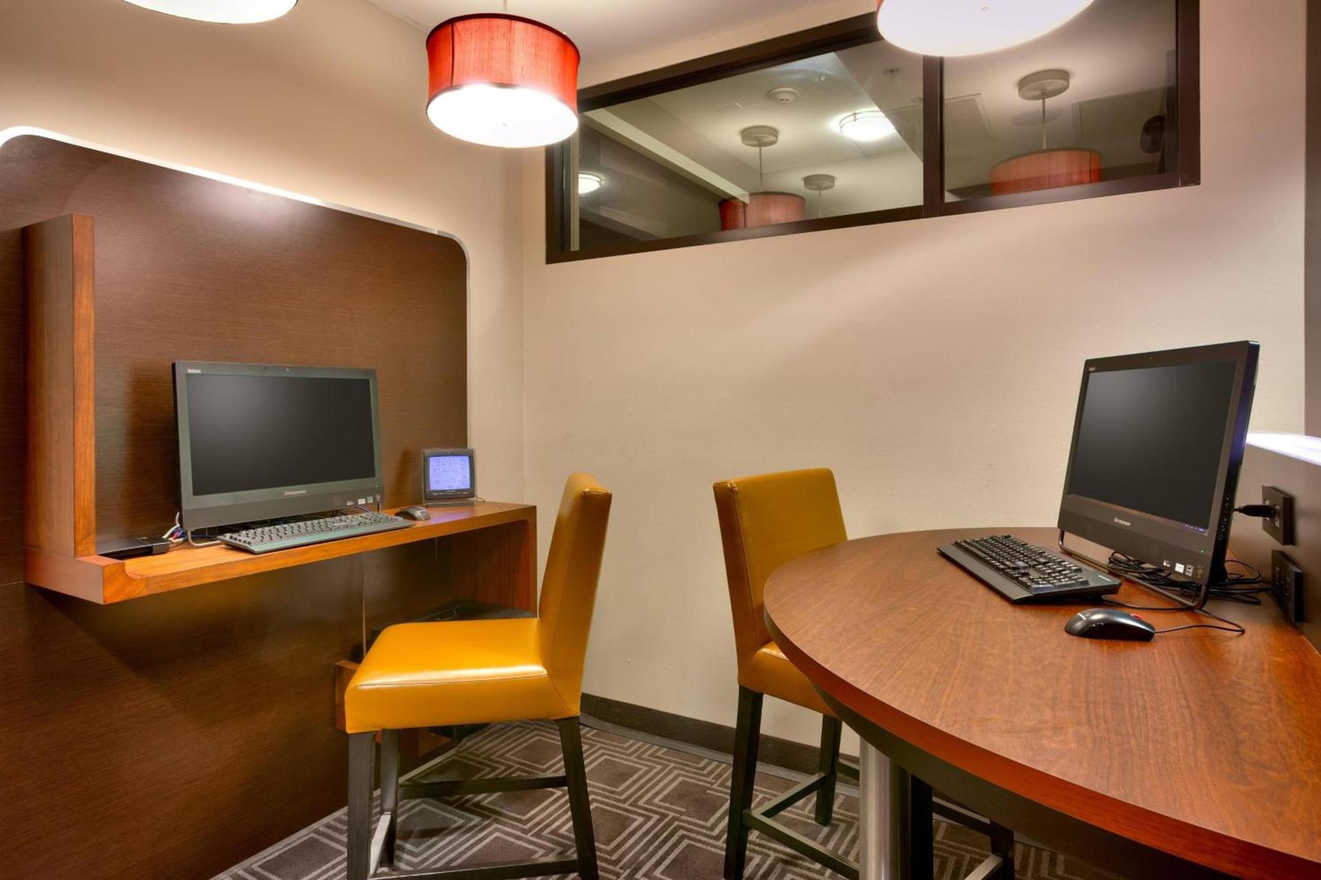 TownePlace Suites Omaha West photo 13