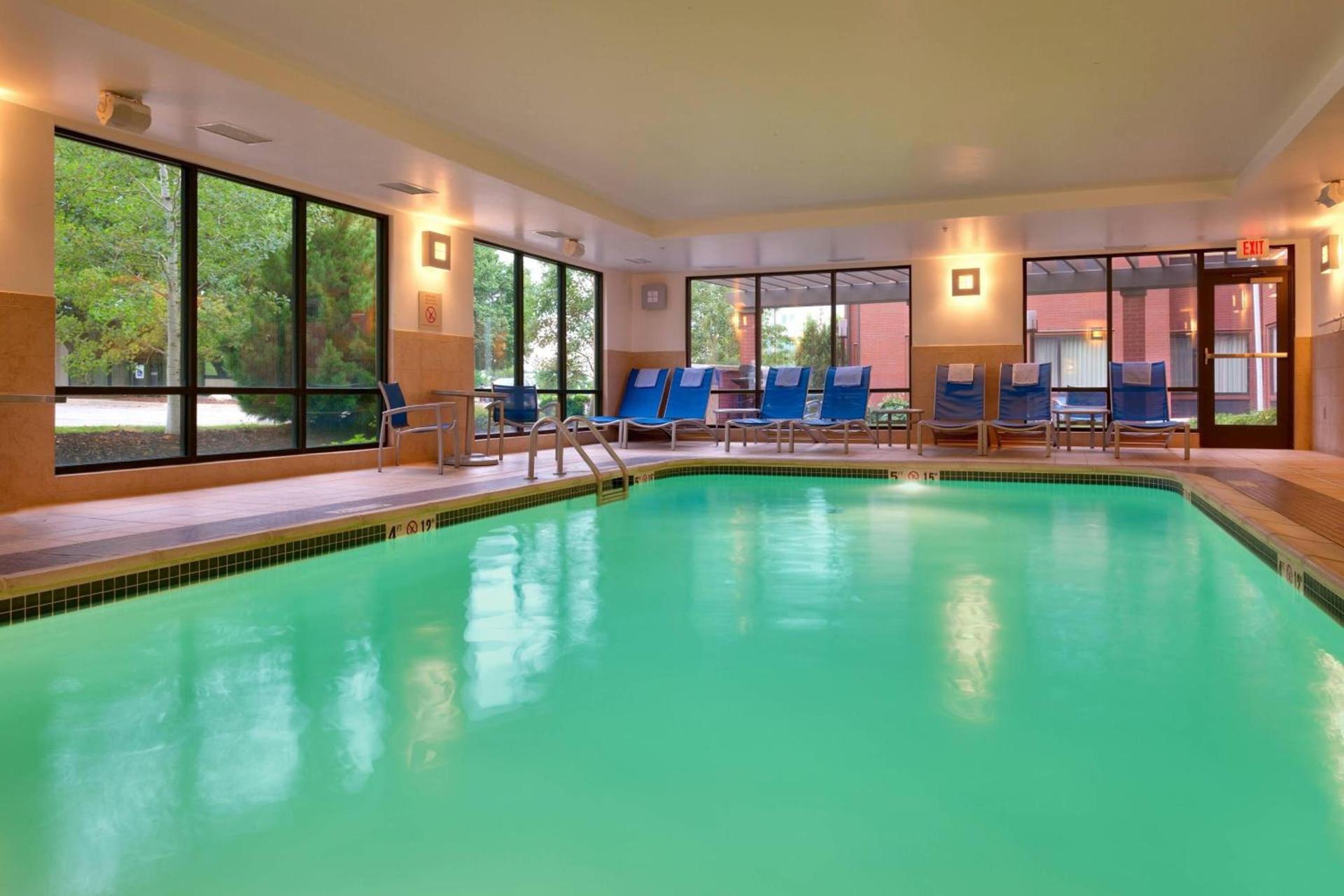 TownePlace Suites Omaha West photo 19