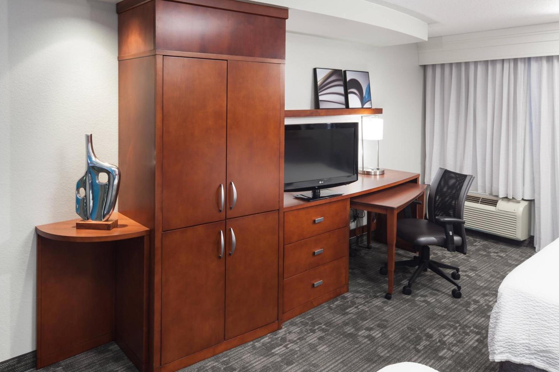 Courtyard by Marriott Hattiesburg photo 19