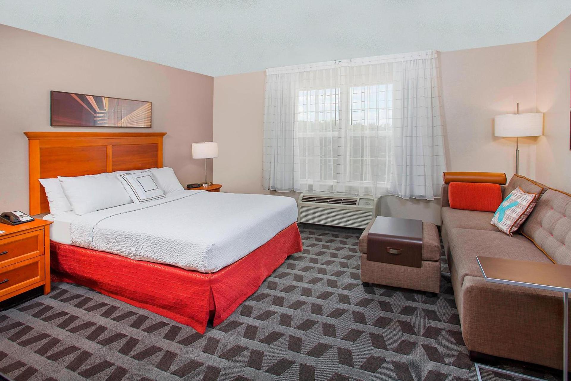 TownePlace Suites Knoxville Cedar Bluff photo 6