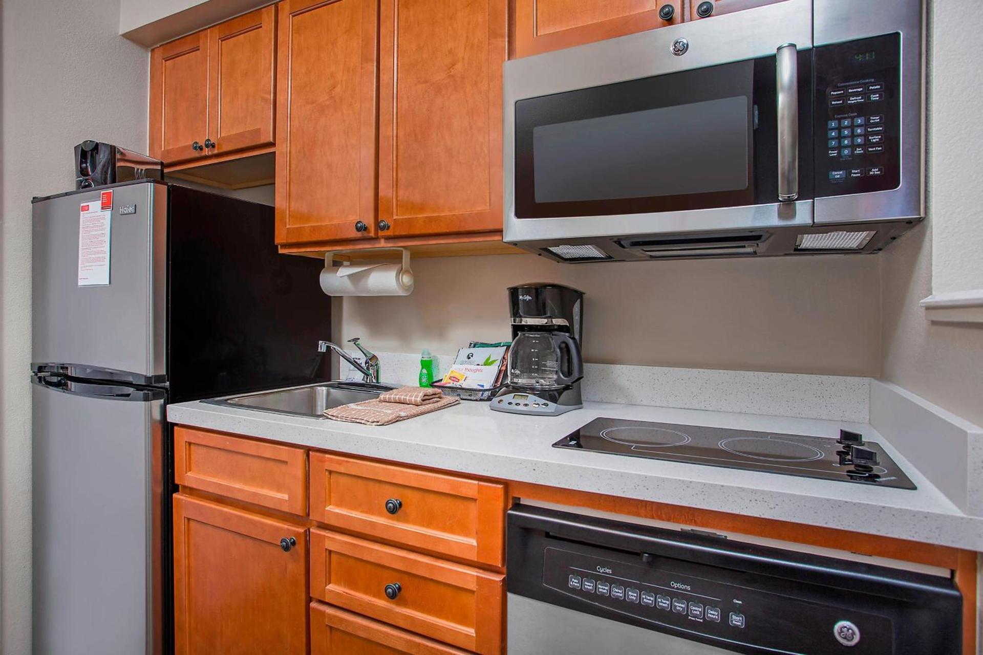 TownePlace Suites Knoxville Cedar Bluff photo 13