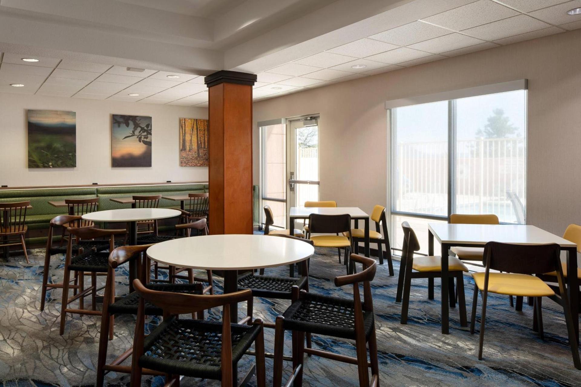 Fairfield Inn & Suites Redding photo 19