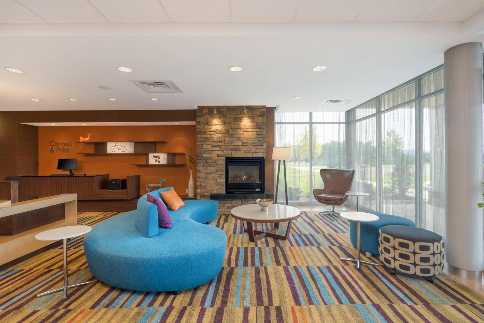 Fairfield Inn & Suites by Marriott Bloomsburg photo 2