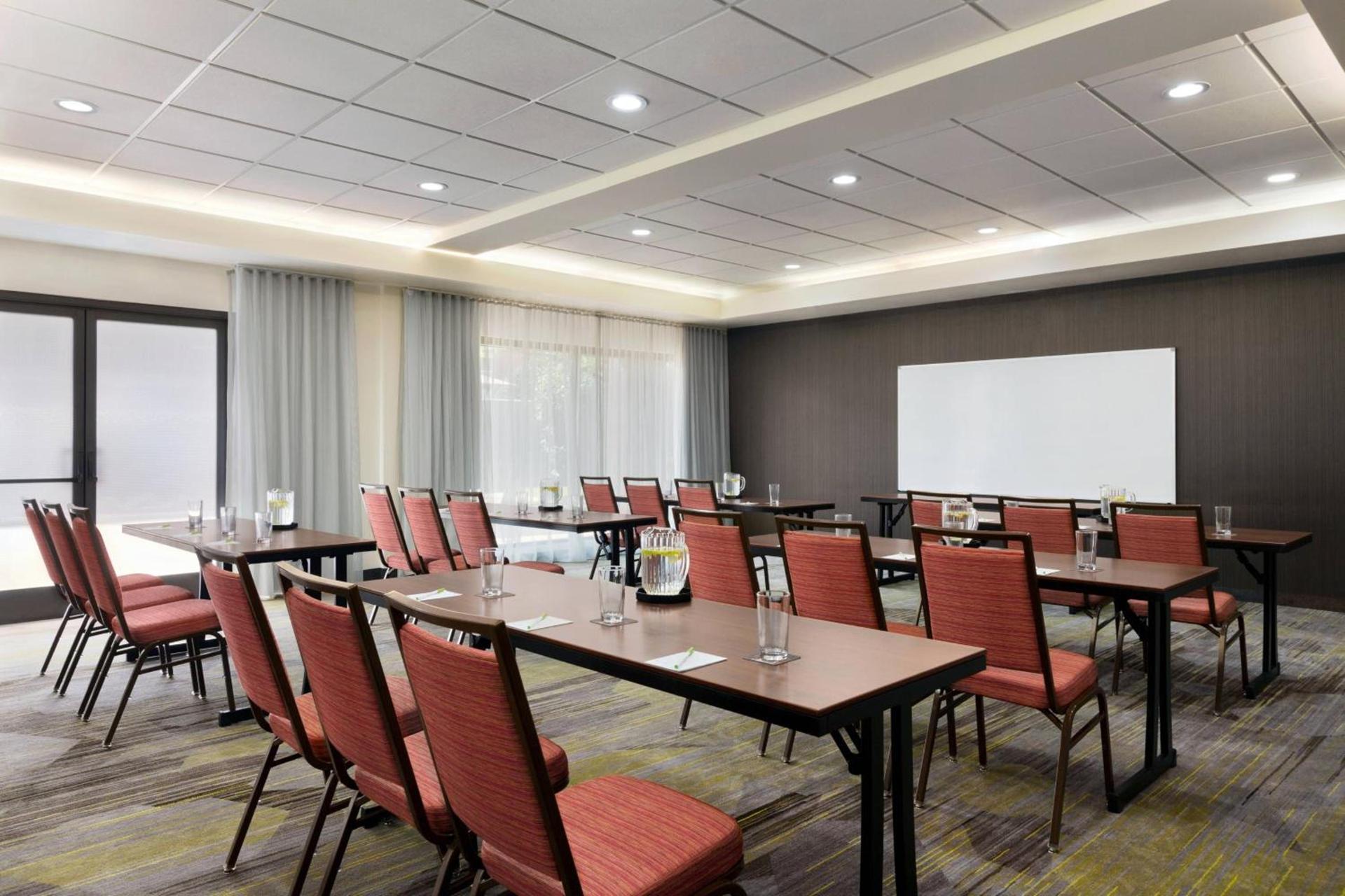 Courtyard by Marriott Tulsa Central photo 27