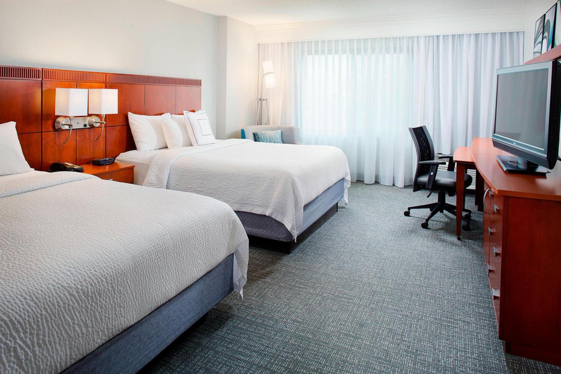 Courtyard by Marriott Roanoke Airport photo 5