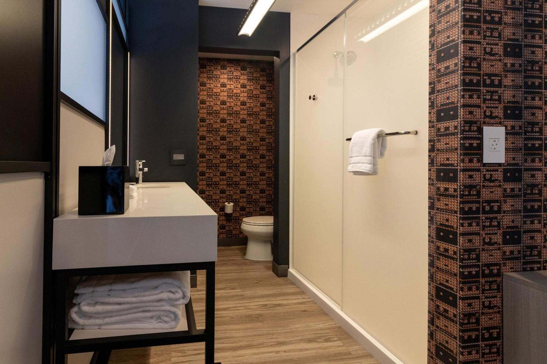 Aloft by Marriott St. Louis Cortex photo 24