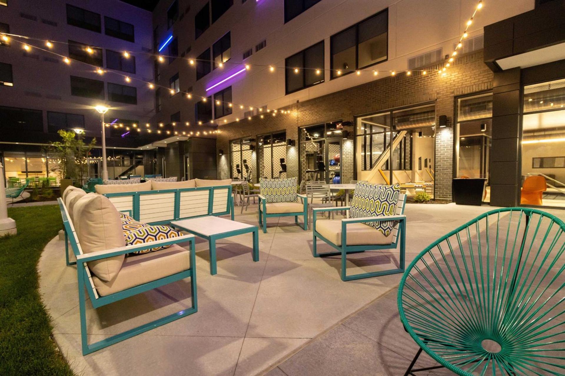 Aloft by Marriott St. Louis Cortex photo 5
