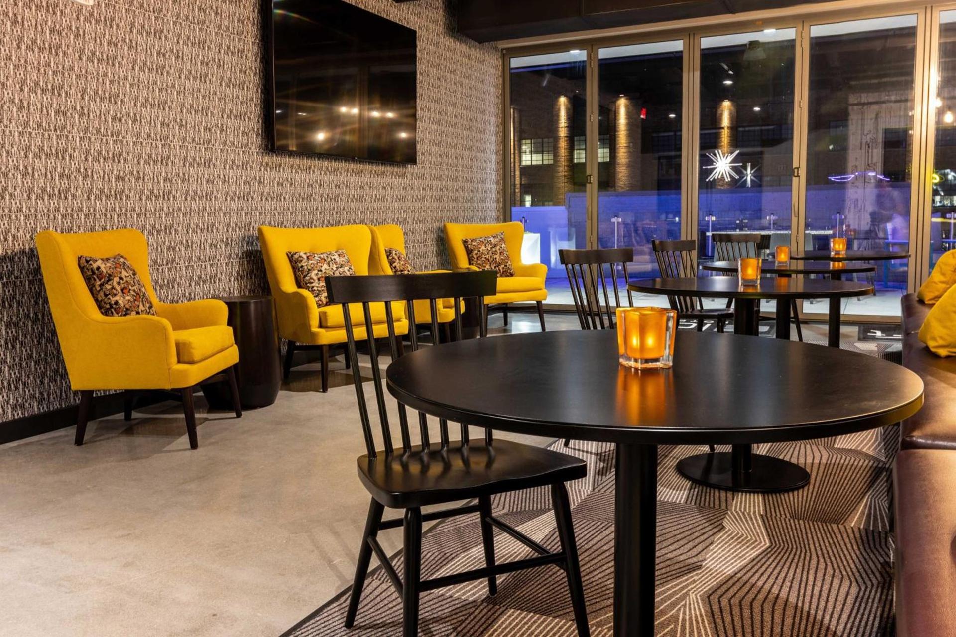 Aloft by Marriott St. Louis Cortex photo 18