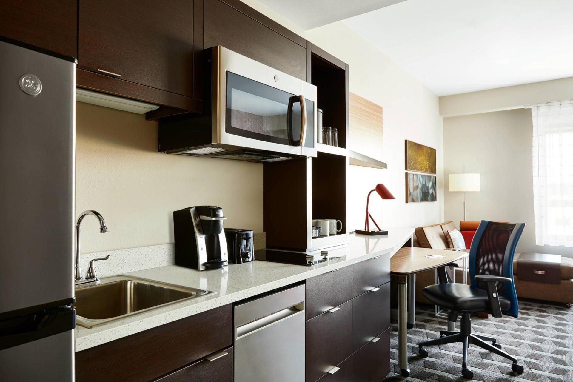 TownePlace Suites by Marriott St. Louis O'Fallon photo 24