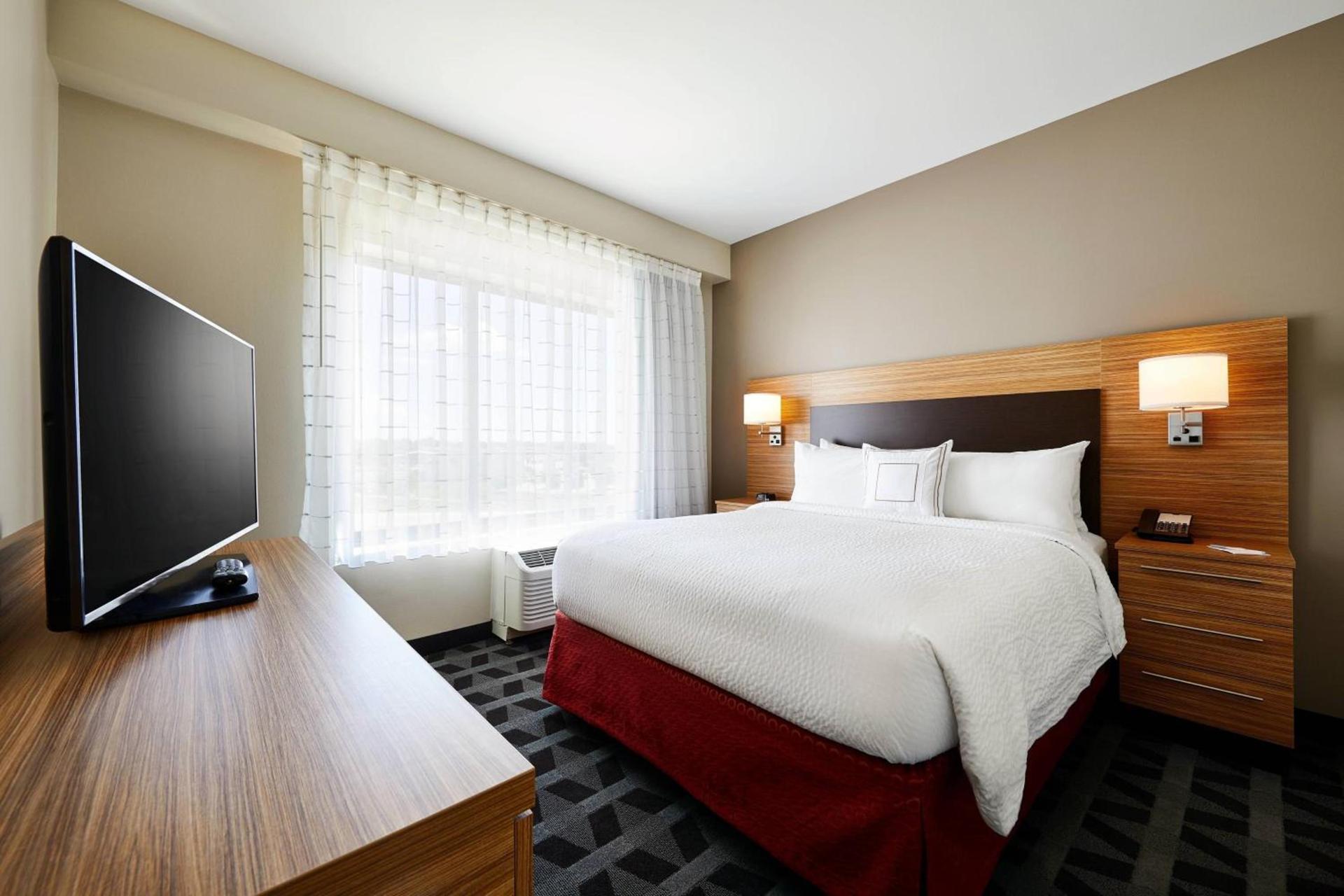 TownePlace Suites by Marriott St. Louis O'Fallon photo 10