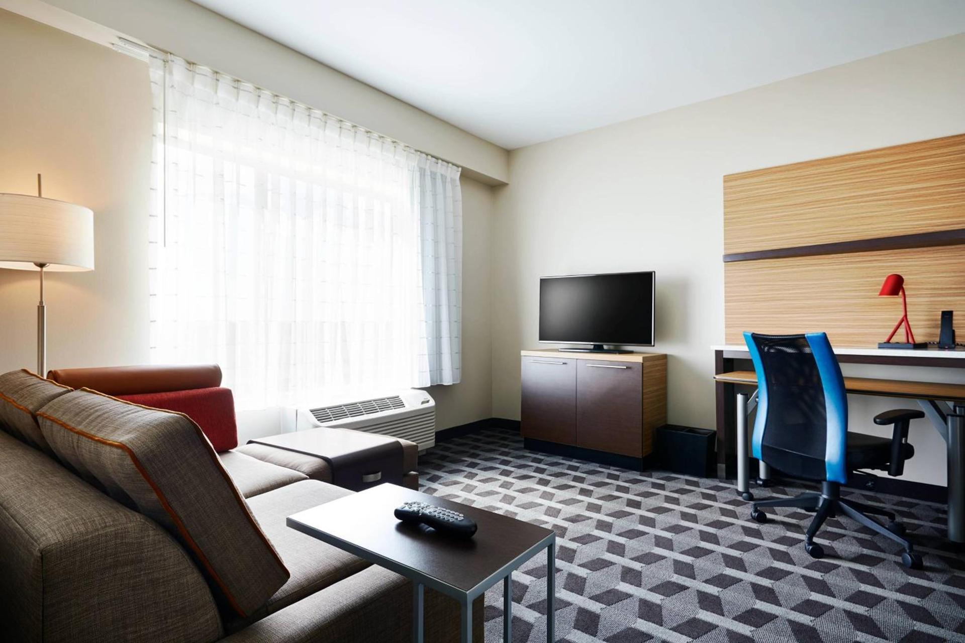 TownePlace Suites by Marriott St. Louis O'Fallon photo 9