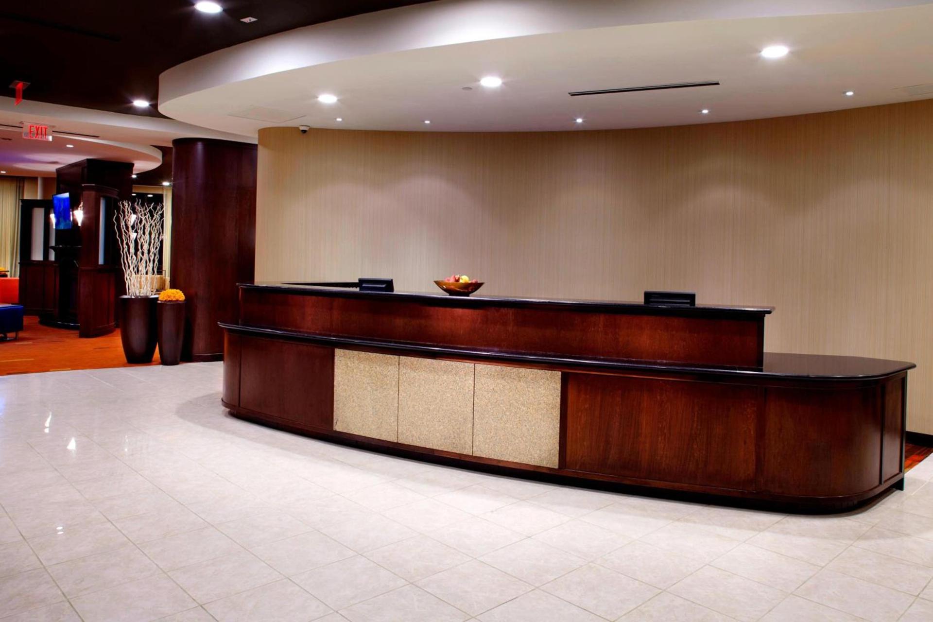 Courtyard by Marriott Pittsburgh West Homestead Waterfront photo 2