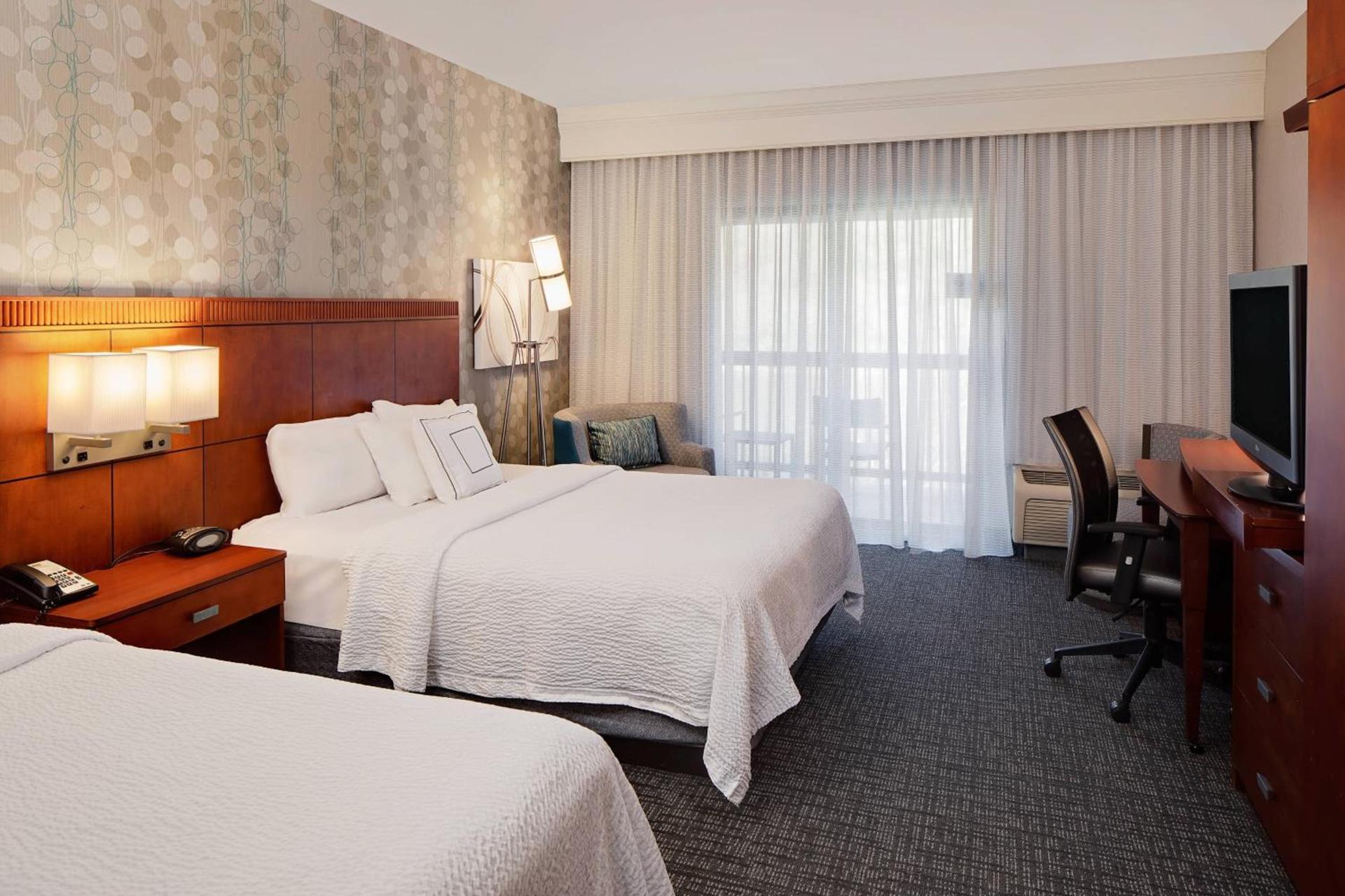 Courtyard by Marriott Pittsburgh West Homestead Waterfront photo 4