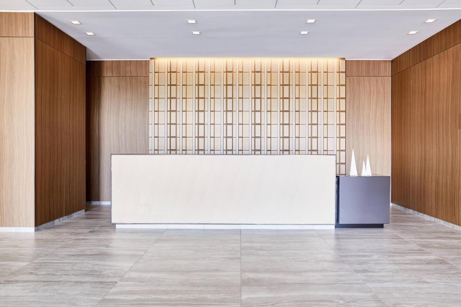 AC Hotel by Marriott Bloomington Mall of America photo 2