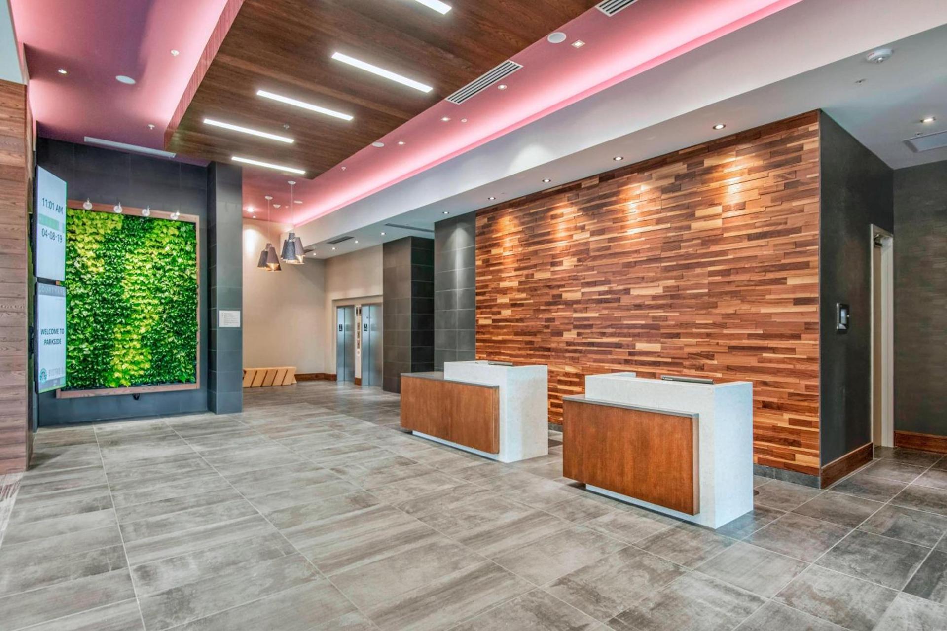 Courtyard by Marriott Raleigh Cary/Parkside Town Commons photo 2