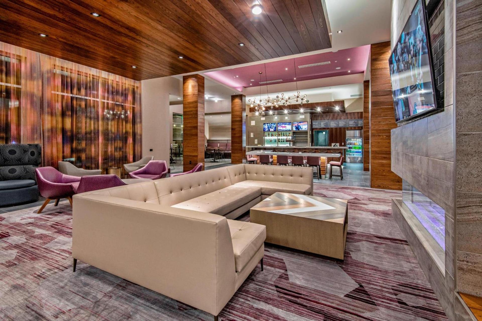 Courtyard by Marriott Raleigh Cary/Parkside Town Commons photo 5