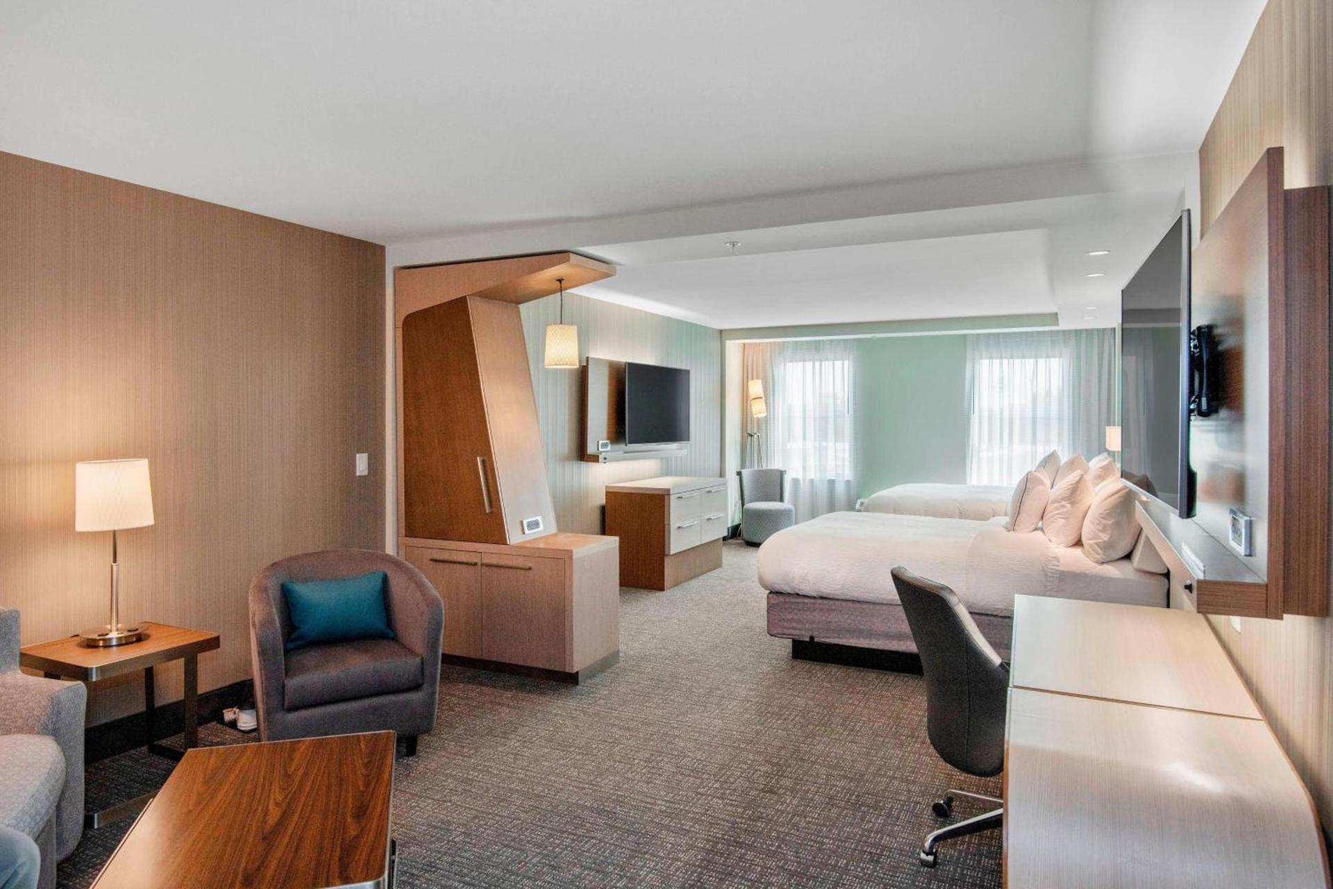 Courtyard by Marriott Raleigh Cary/Parkside Town Commons photo 21
