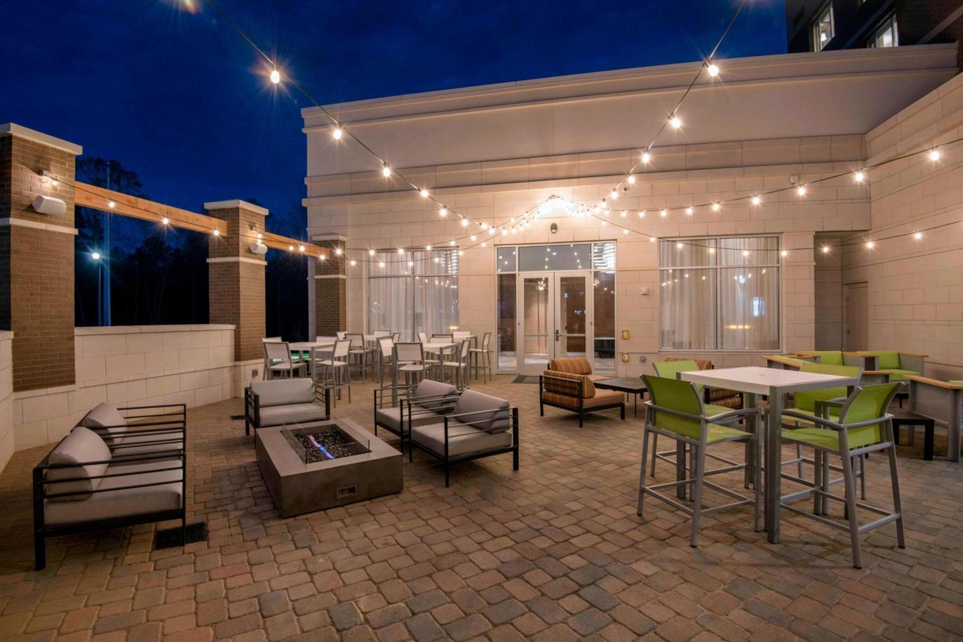 Courtyard by Marriott Raleigh Cary/Parkside Town Commons photo 29