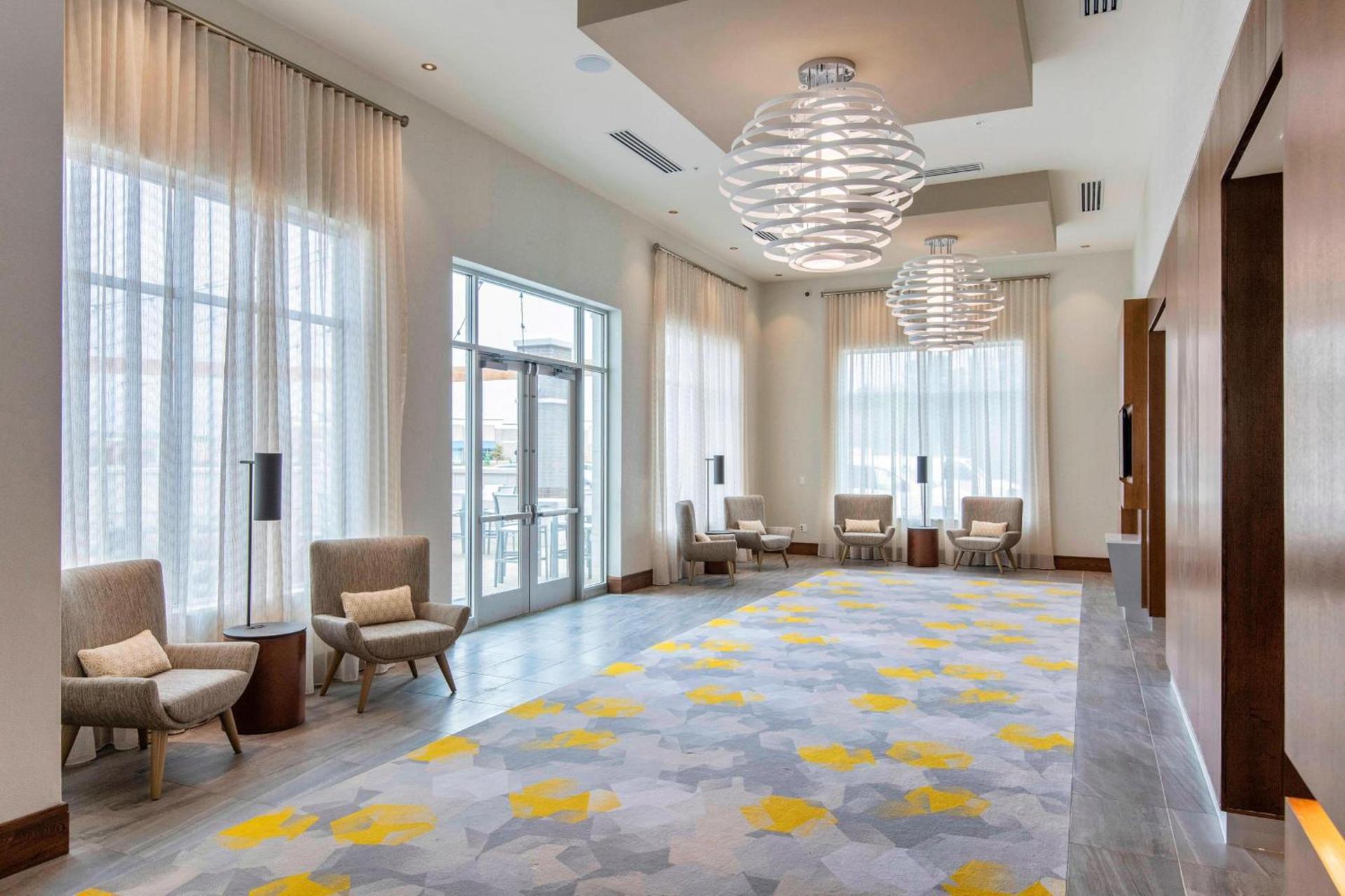 Courtyard by Marriott Raleigh Cary/Parkside Town Commons photo 39