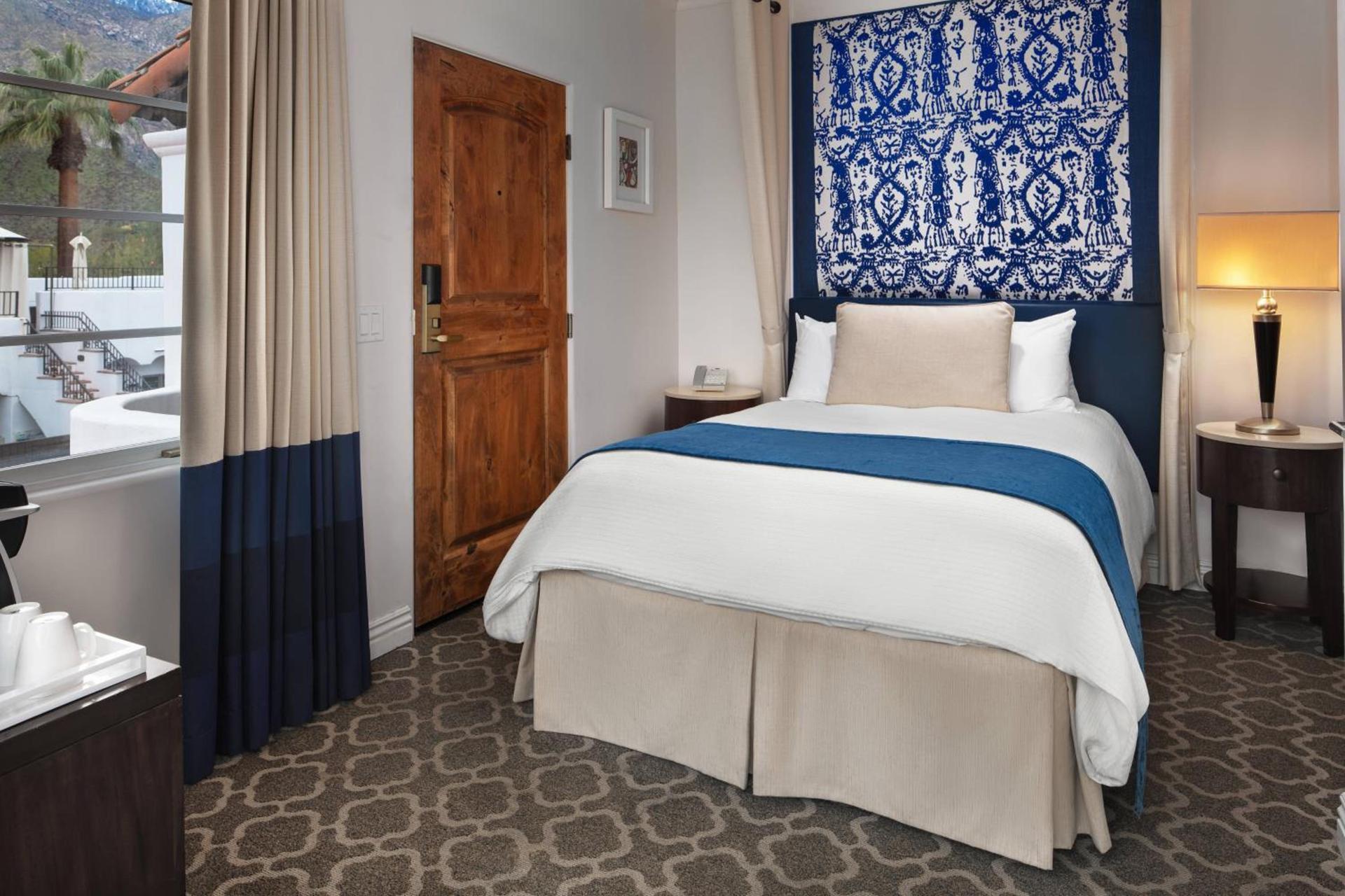 Triada Palm Springs, Autograph Collection photo 12
