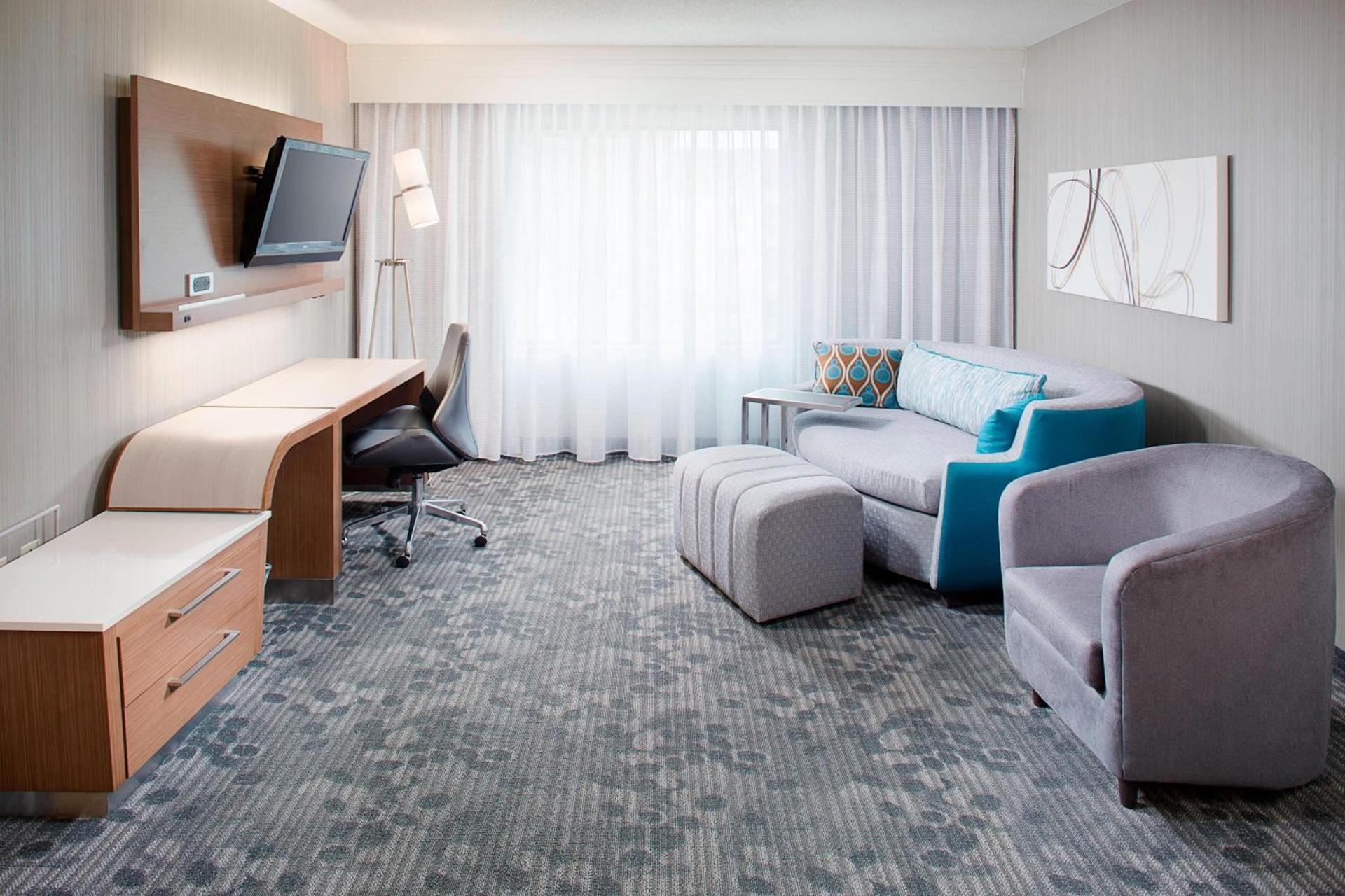 Courtyard by Marriott Richmond Airport photo 6