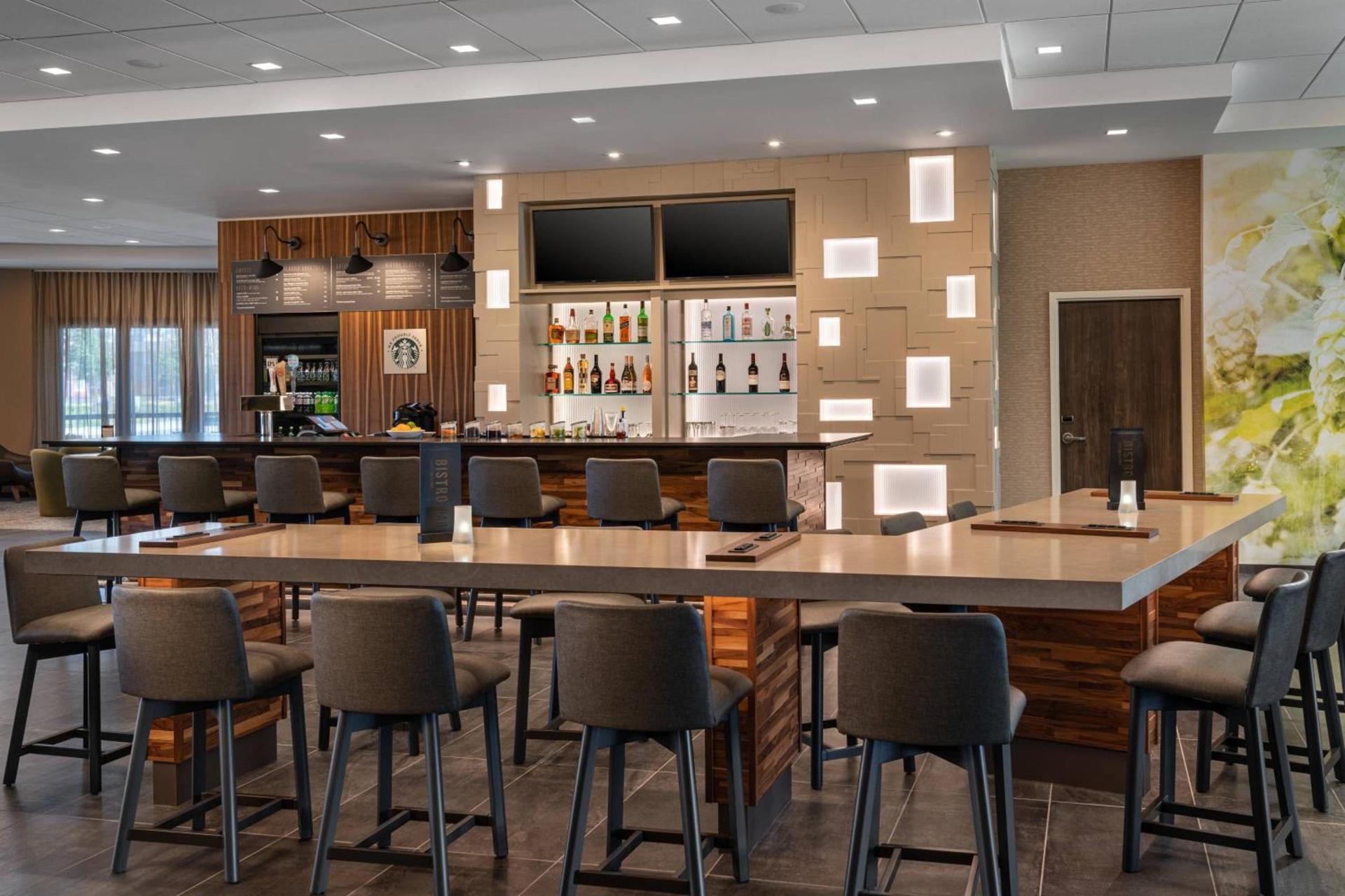 Courtyard by Marriott Petaluma Sonoma County photo 26