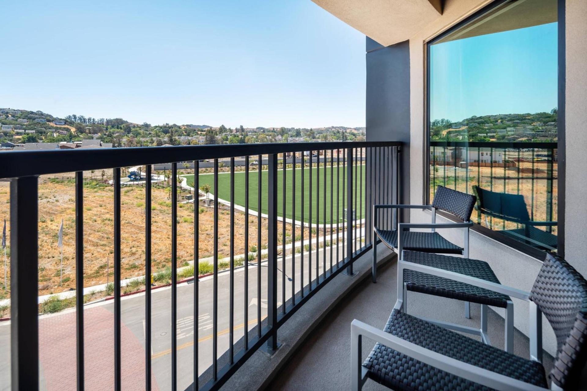 Courtyard by Marriott Petaluma Sonoma County photo 12