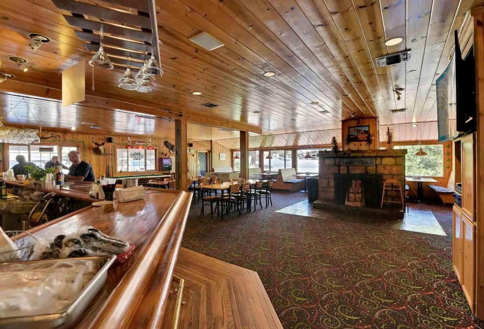 StrawberryInn River Front Resort photo 25