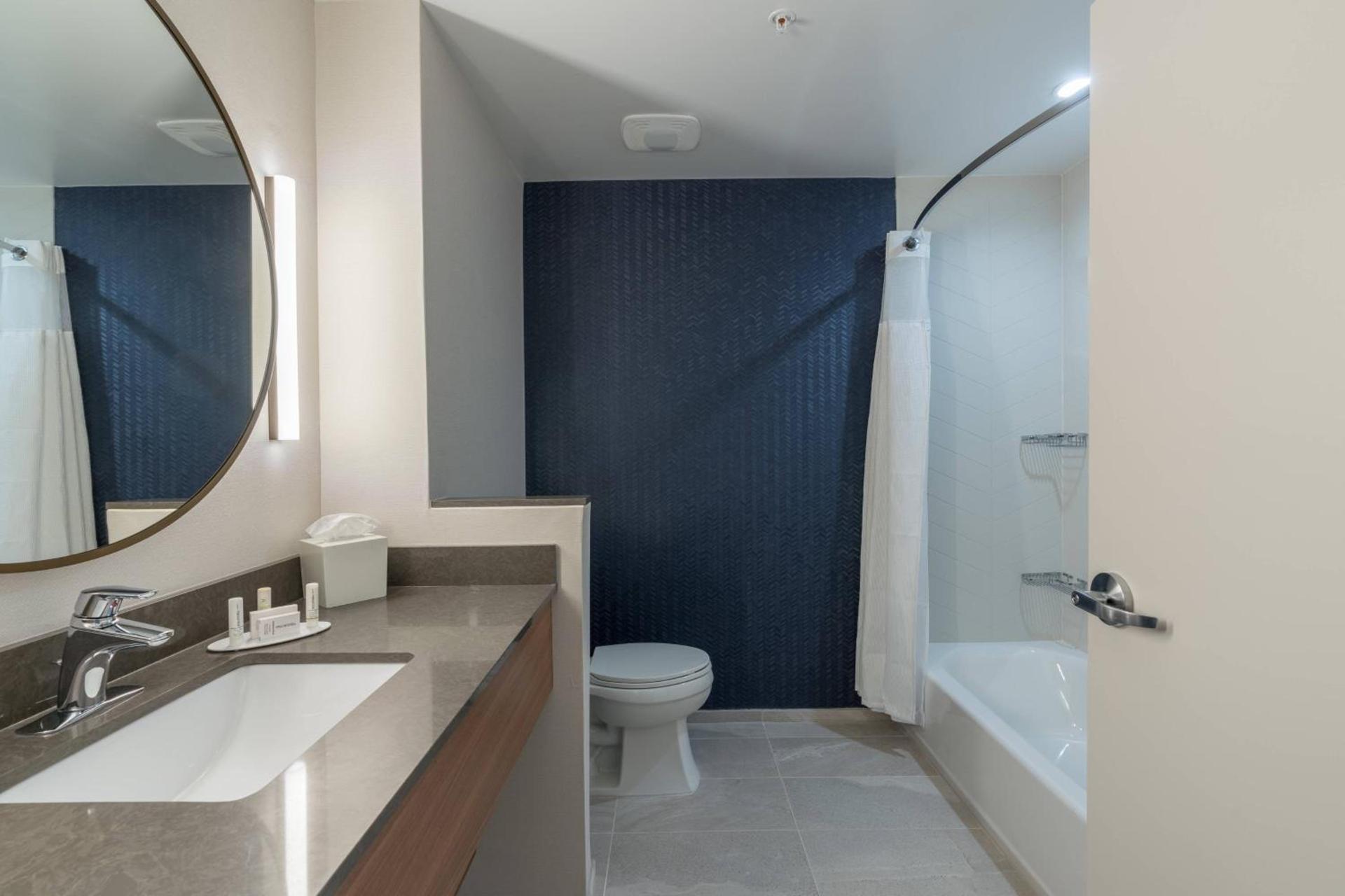 Fairfield Inn & Suites by Marriott Gainesville I-75 photo 11