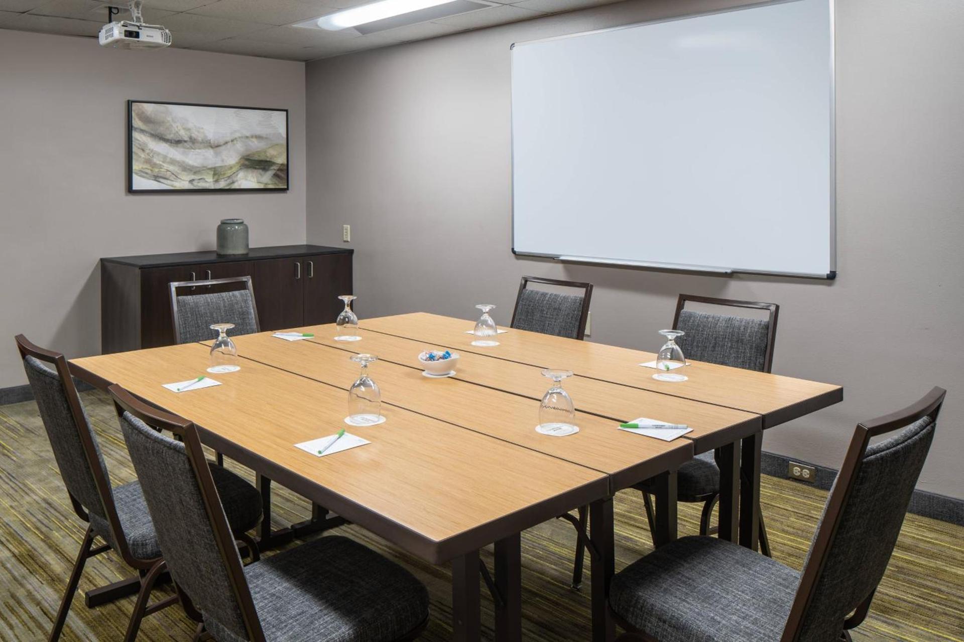 Courtyard by Marriott Orlando Airport photo 31