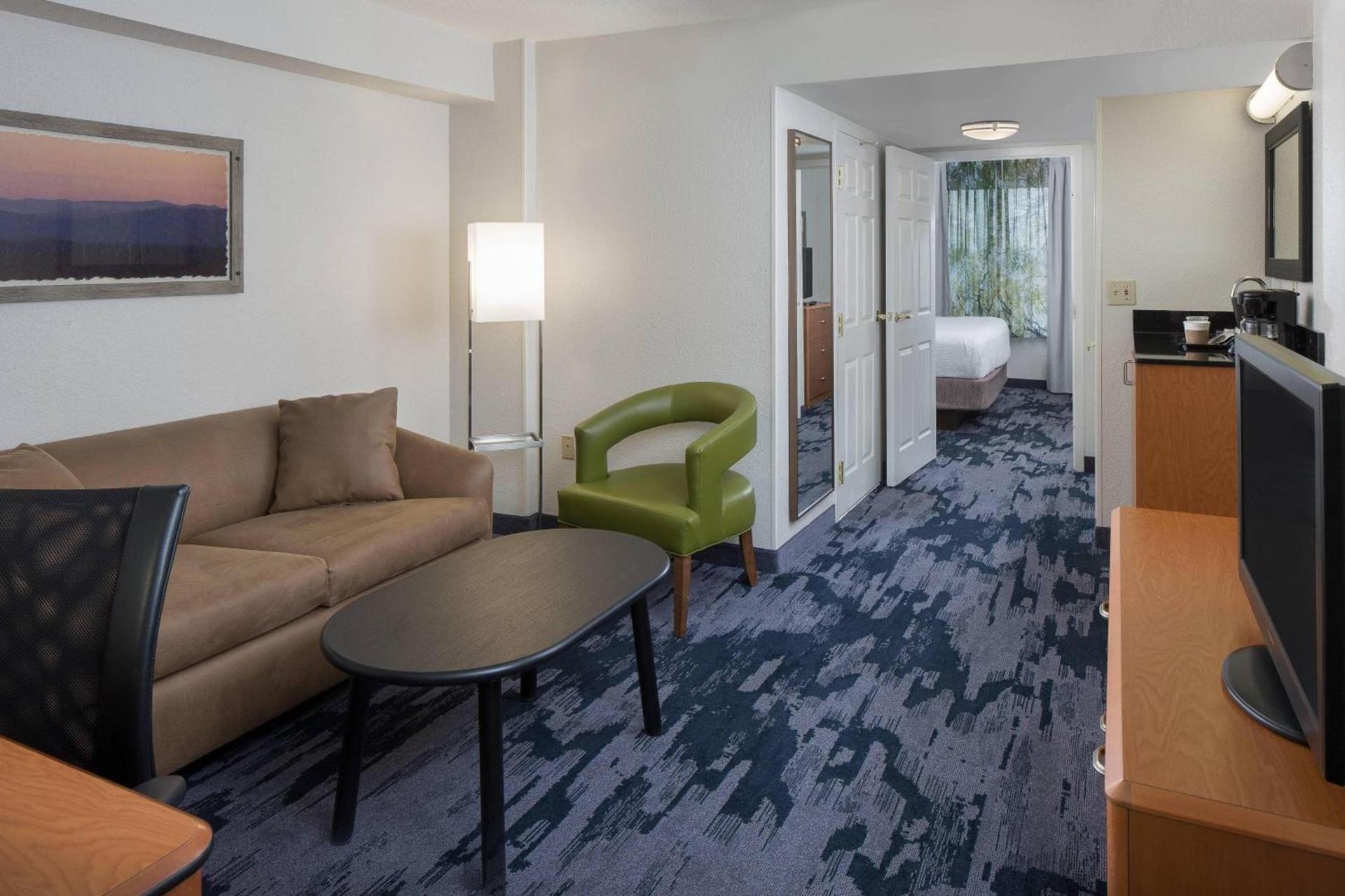 Fairfield Inn & Suites by Marriott Orlando Lake Buena Vista photo 12