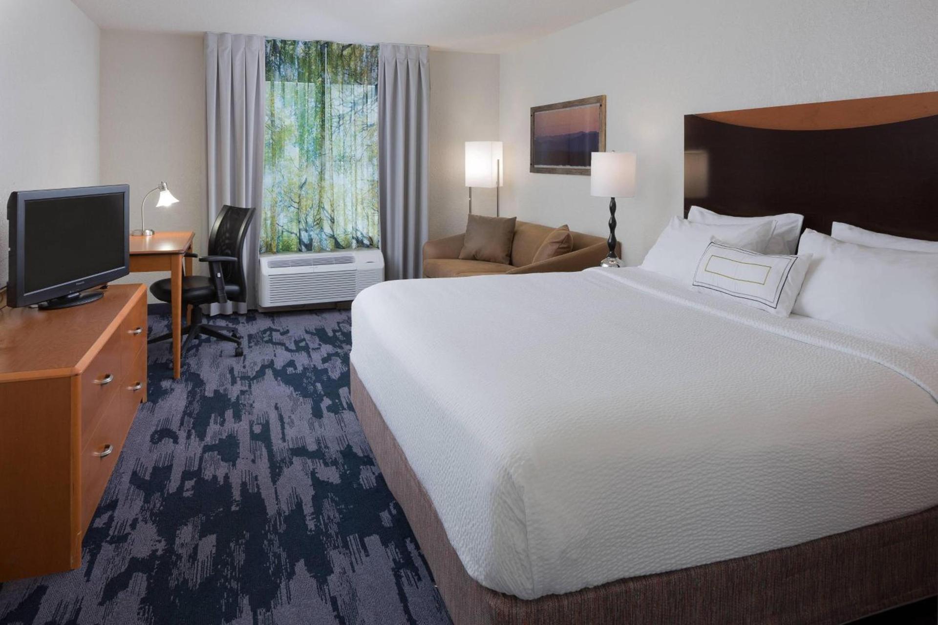 Fairfield Inn & Suites by Marriott Orlando Lake Buena Vista photo 9